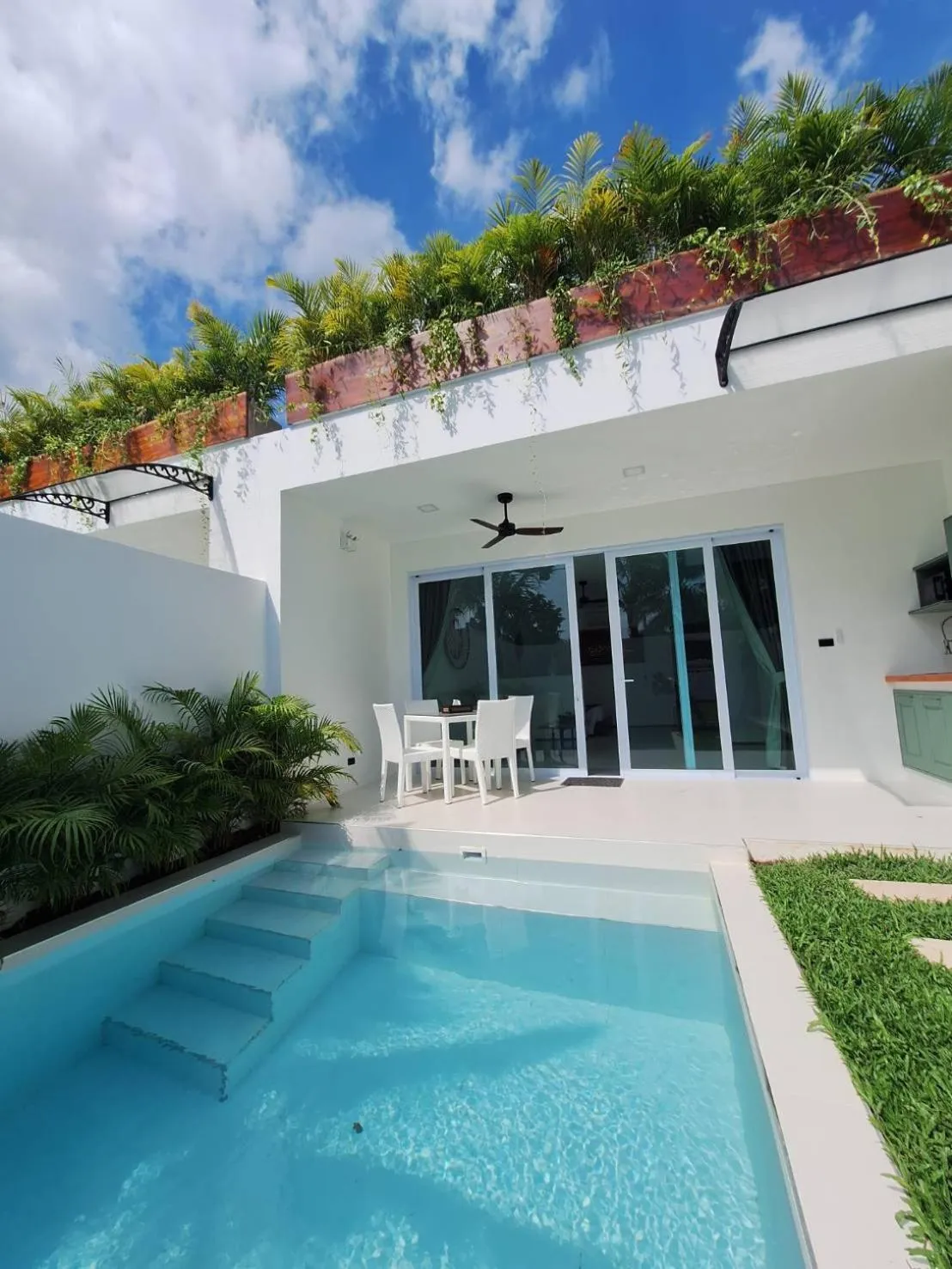 Lotus Bleu Resort & Restaurant