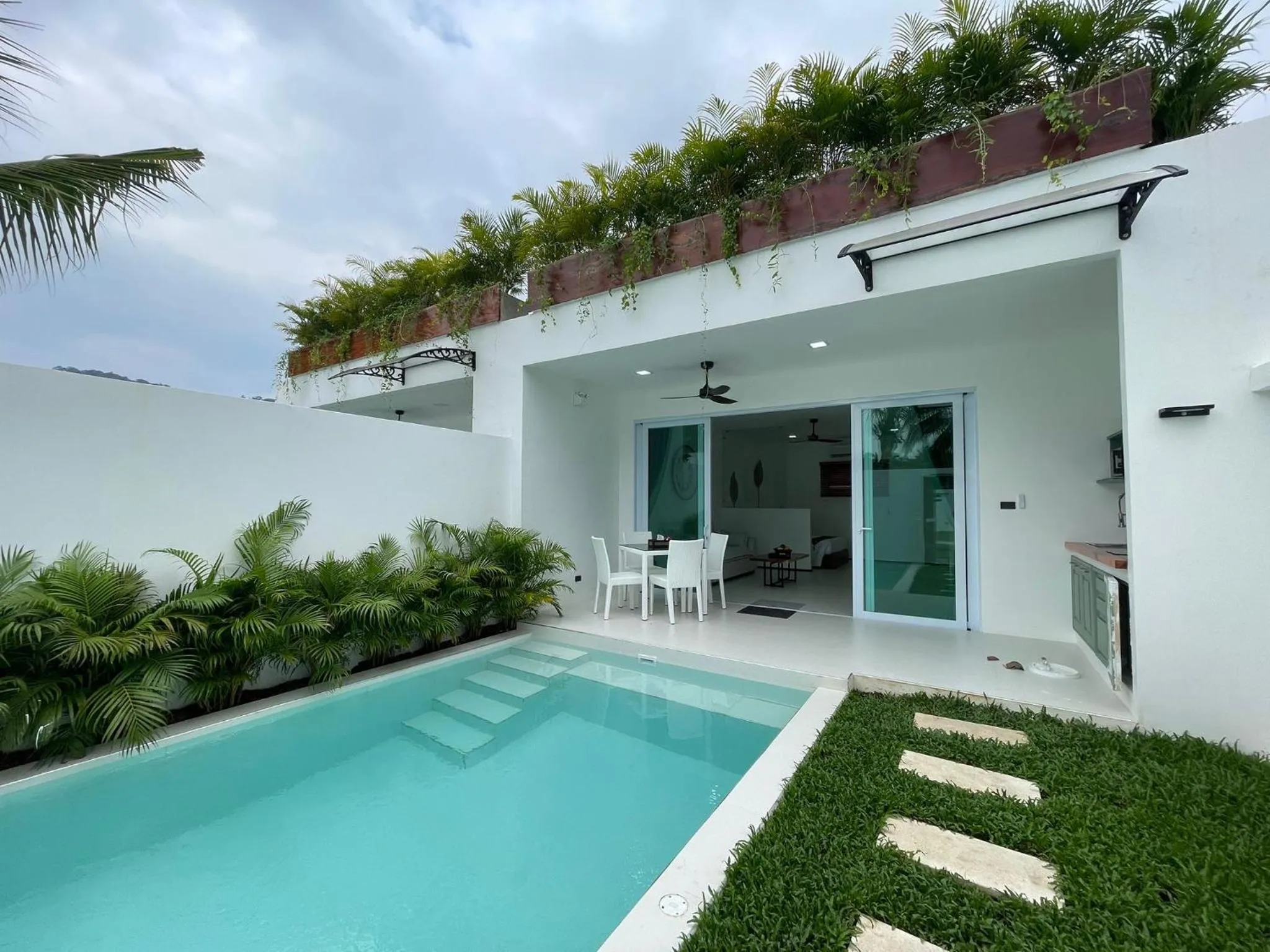 Lotus Bleu Resort & Restaurant