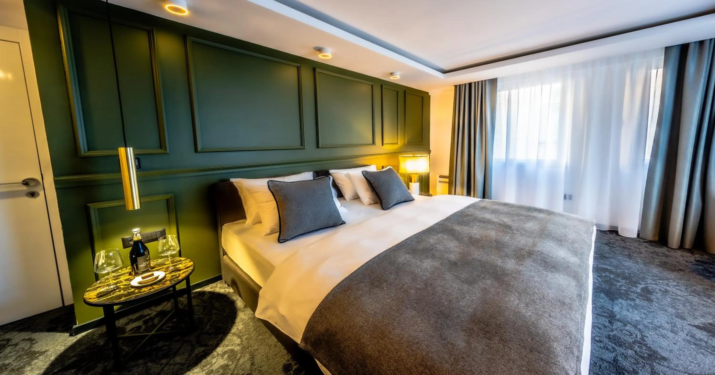 Bed in Apeiro City Avant-garde Hotel