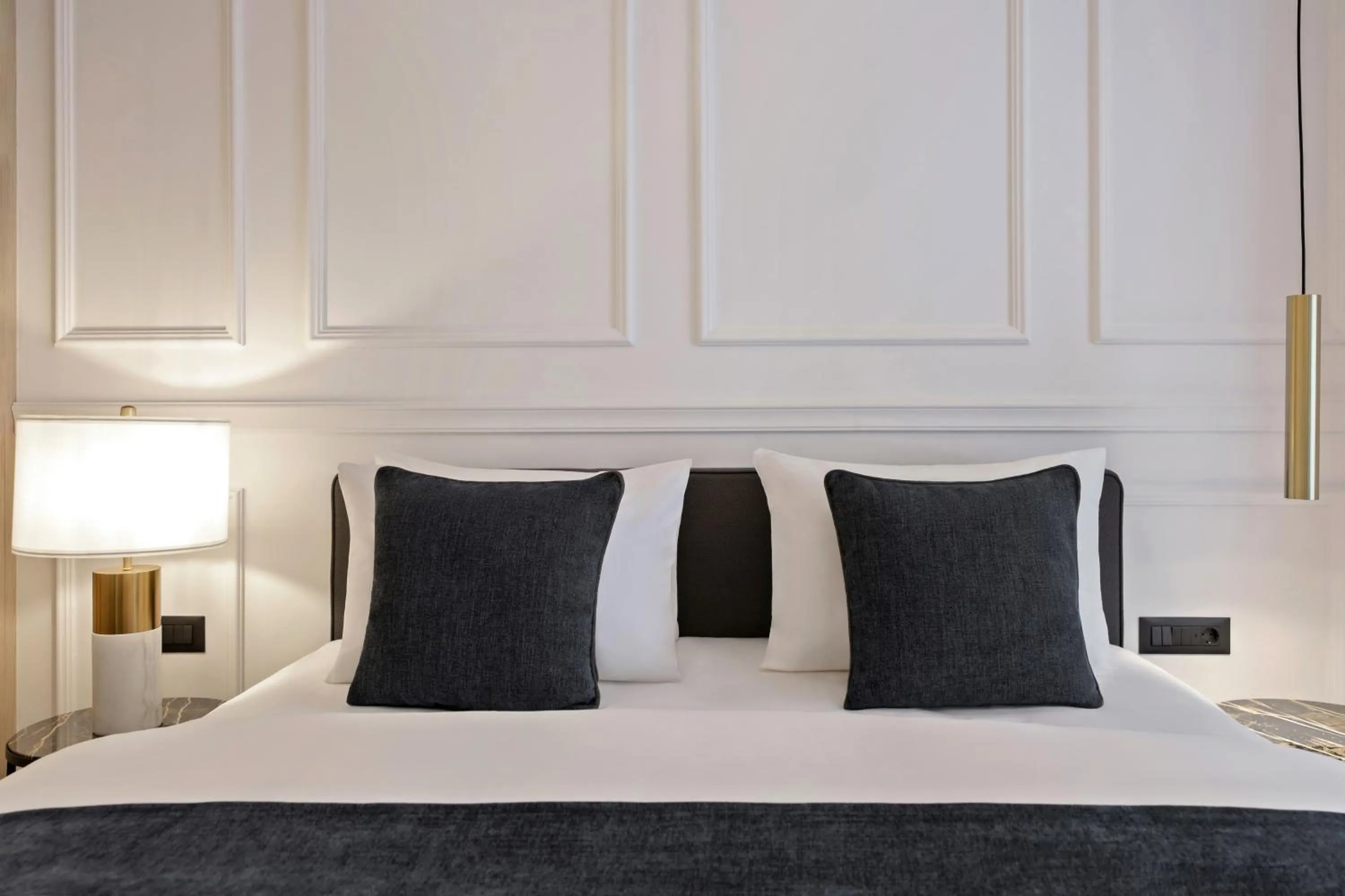 Bed in Apeiro City Avant-garde Hotel