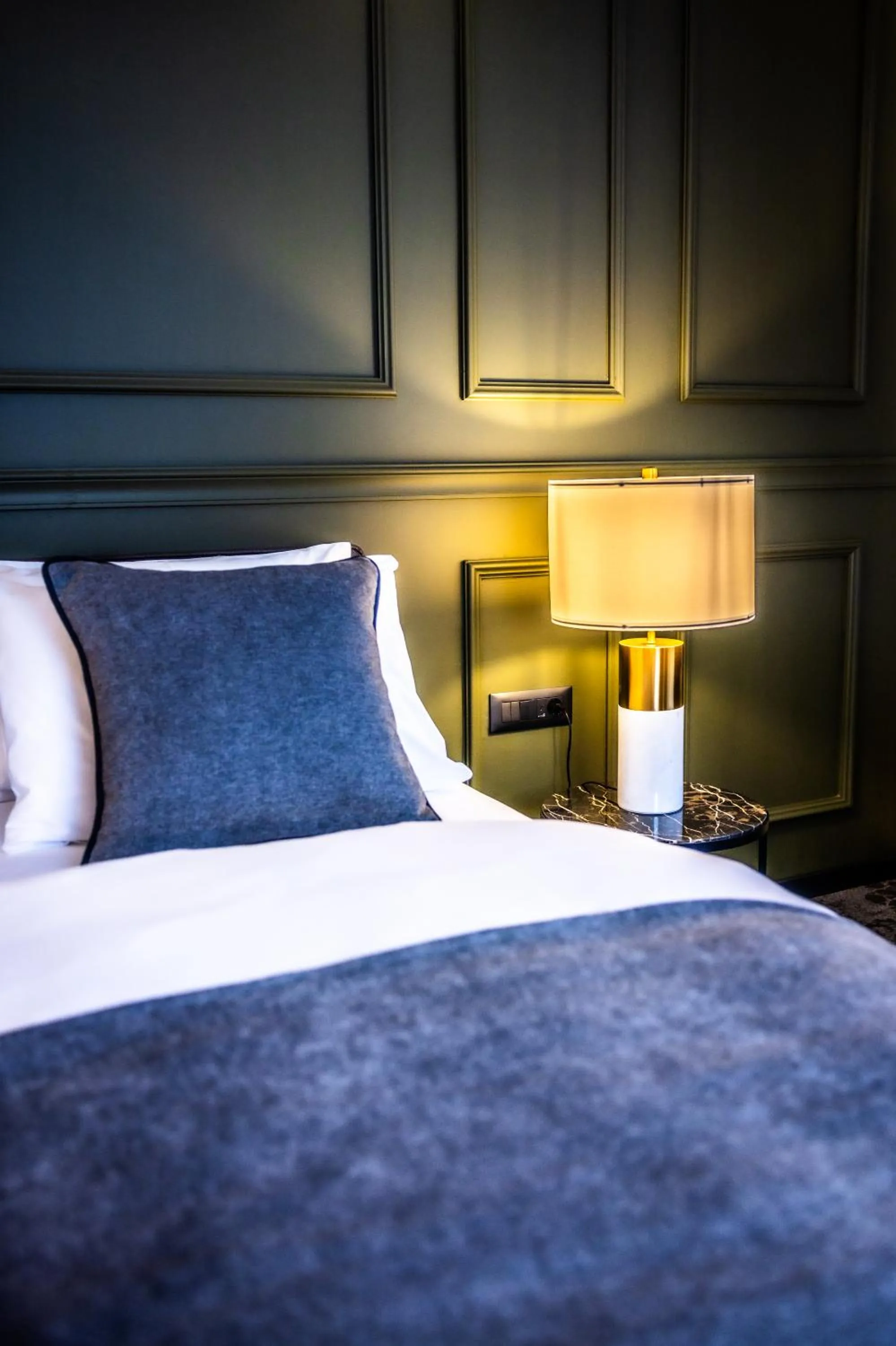 Bed in Apeiro City Avant-garde Hotel