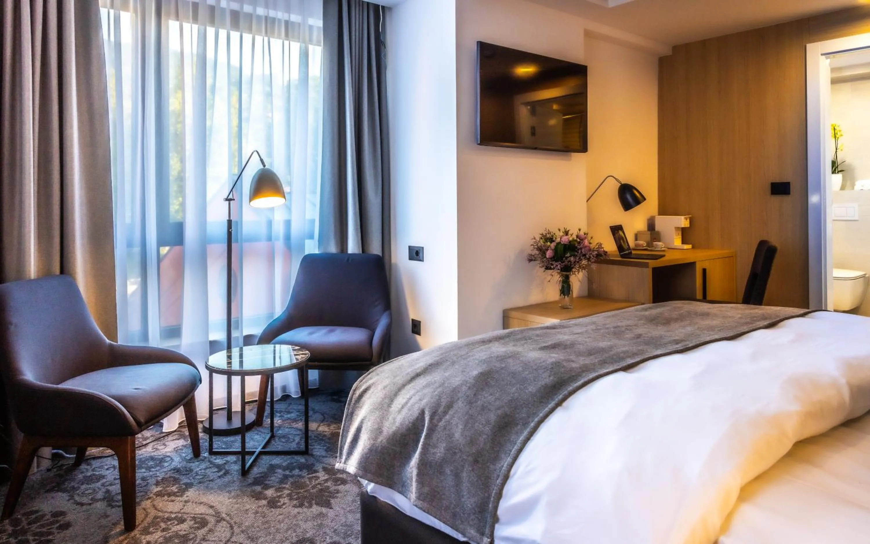 Bed in Apeiro City Avant-garde Hotel