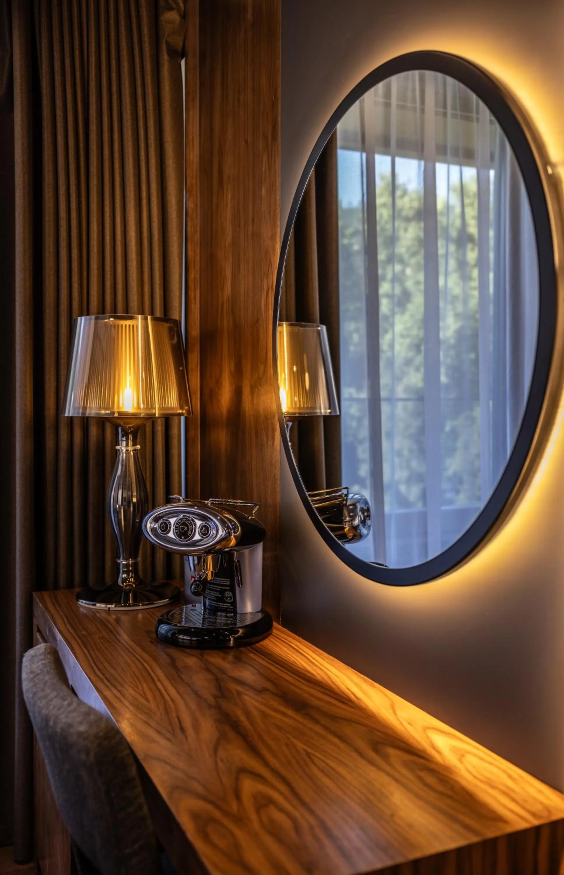 Property building in Apeiro City Avant-garde Hotel