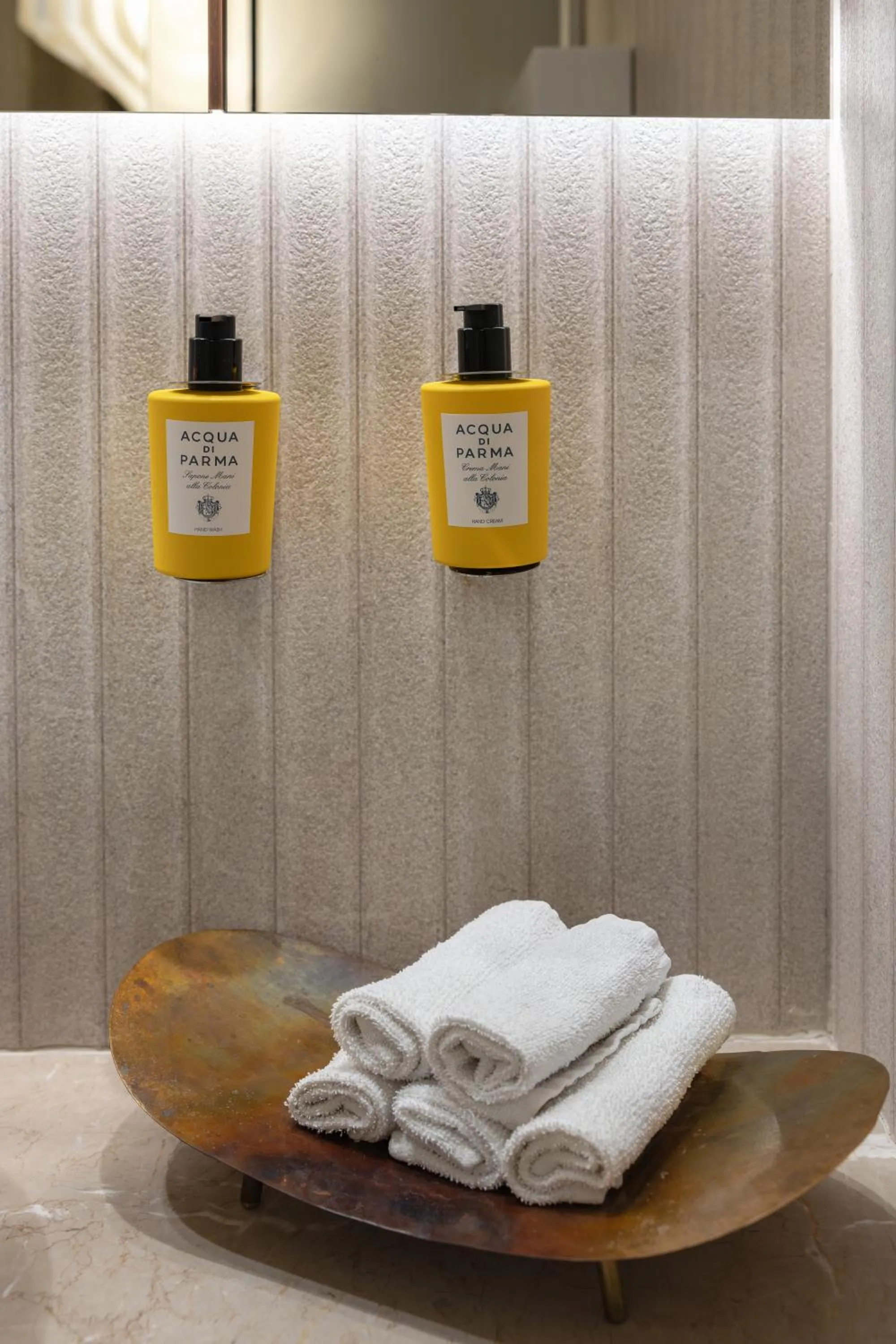 towels in Apeiro City Avant-garde Hotel