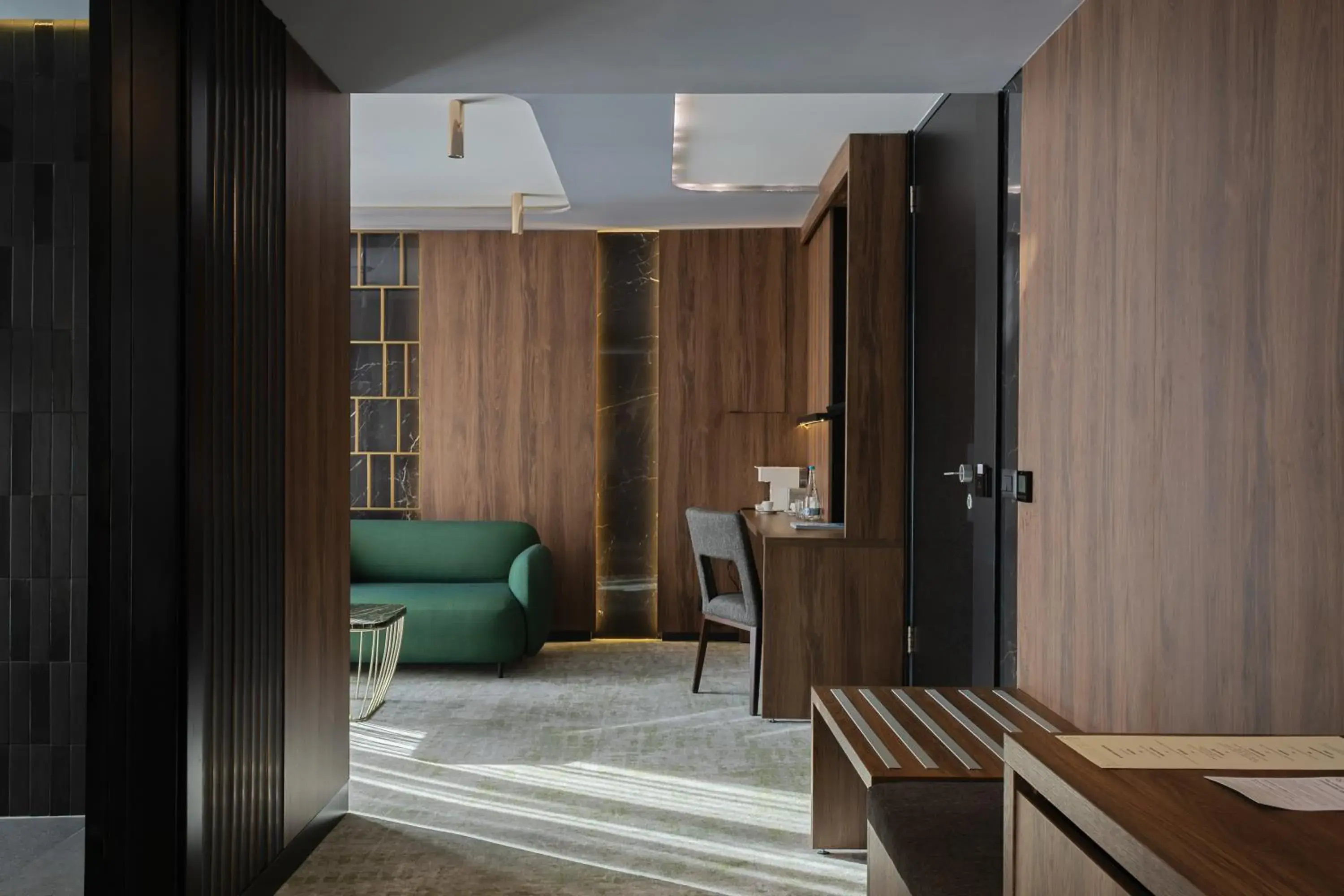 Executive Suite in Apeiro City Avant-garde Hotel Executive Suite in Apeiro City Avant-garde Hotel