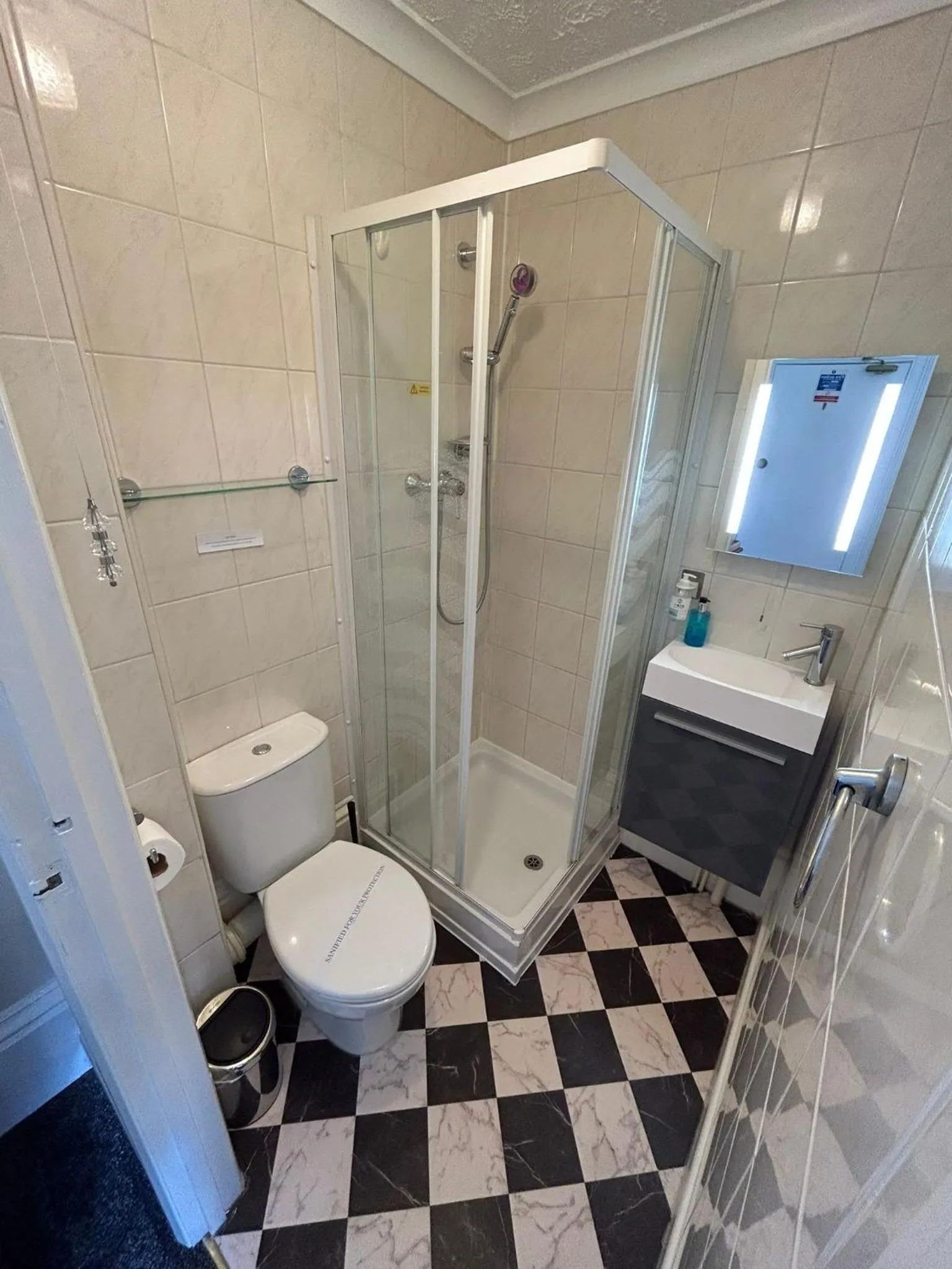 Bathroom in The Lyndhurst Guest House