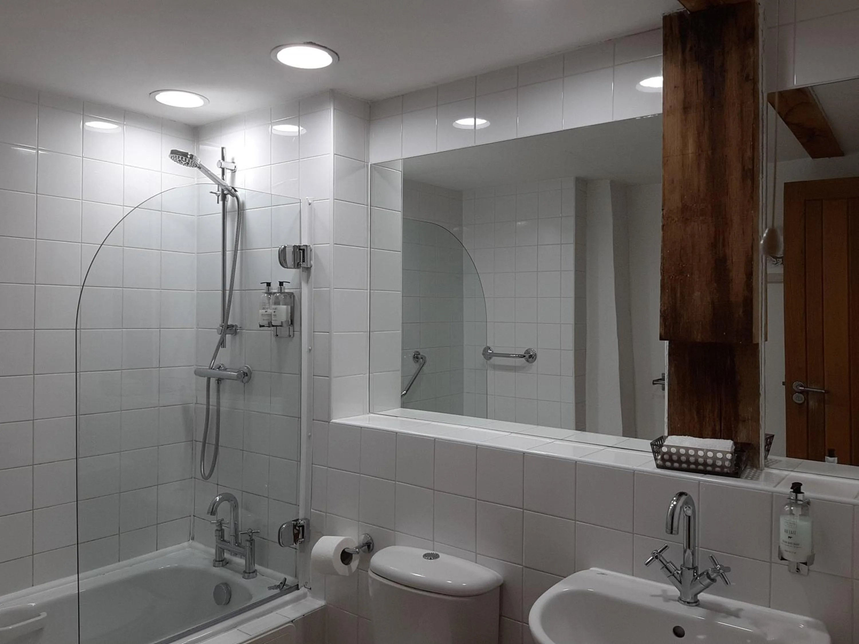 Bathroom in Seven Stars