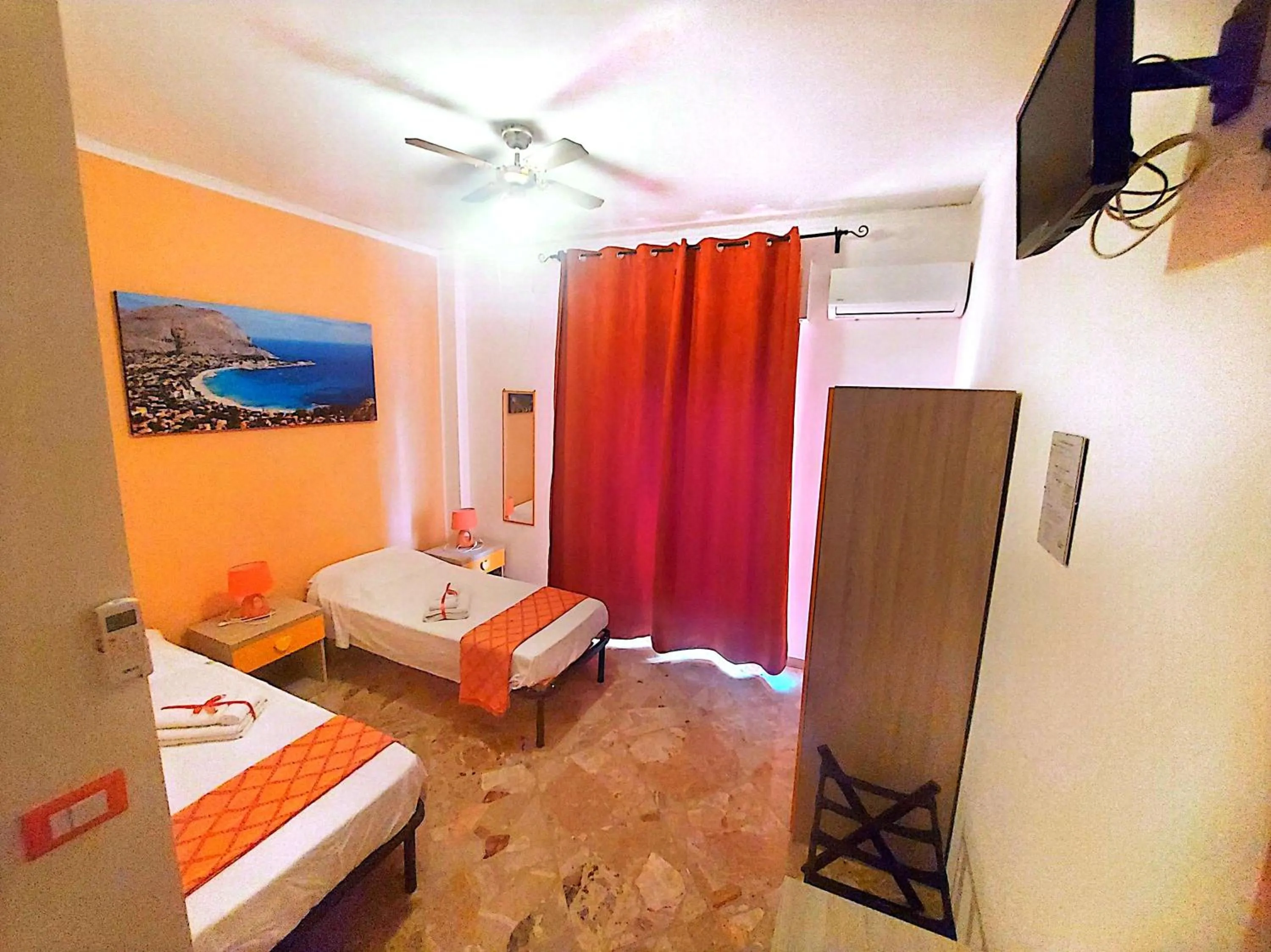 Bed in B&B D'Amico87