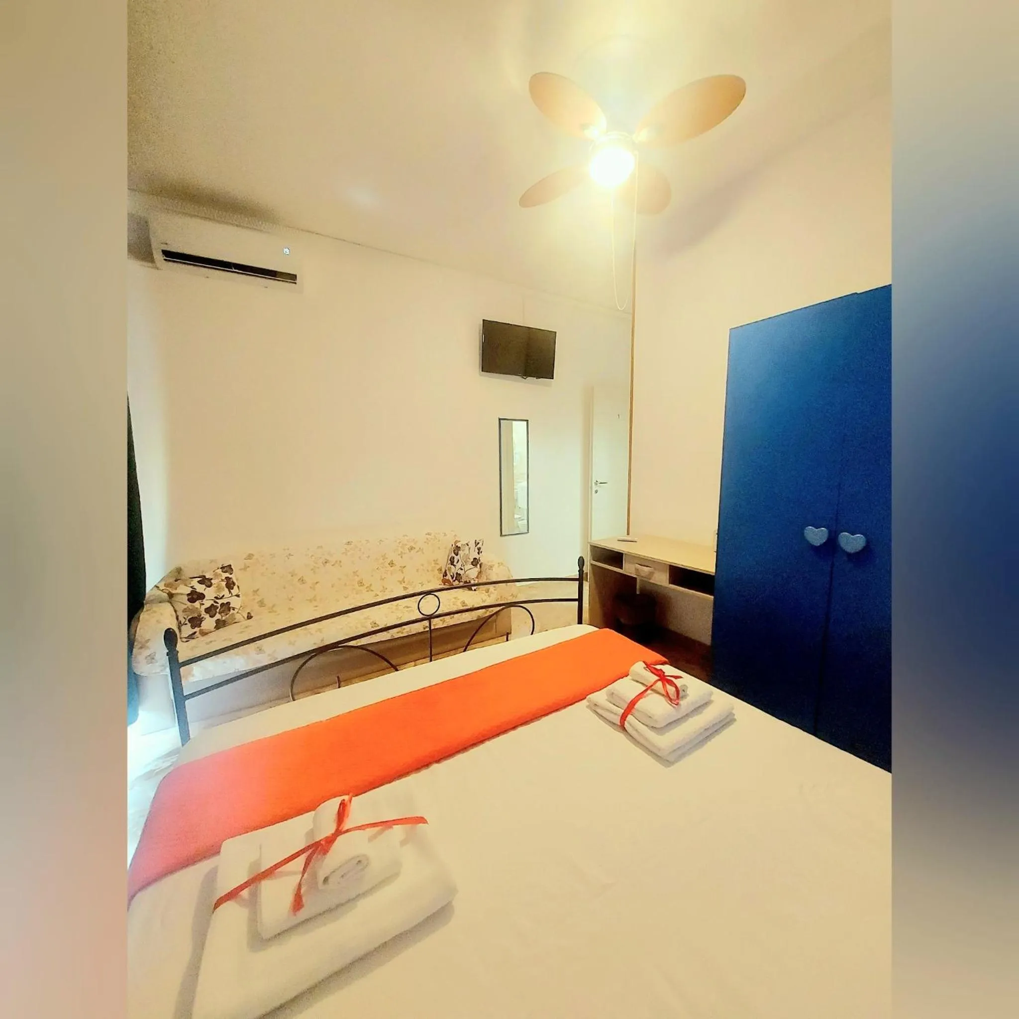 Bed in B&B D'Amico87