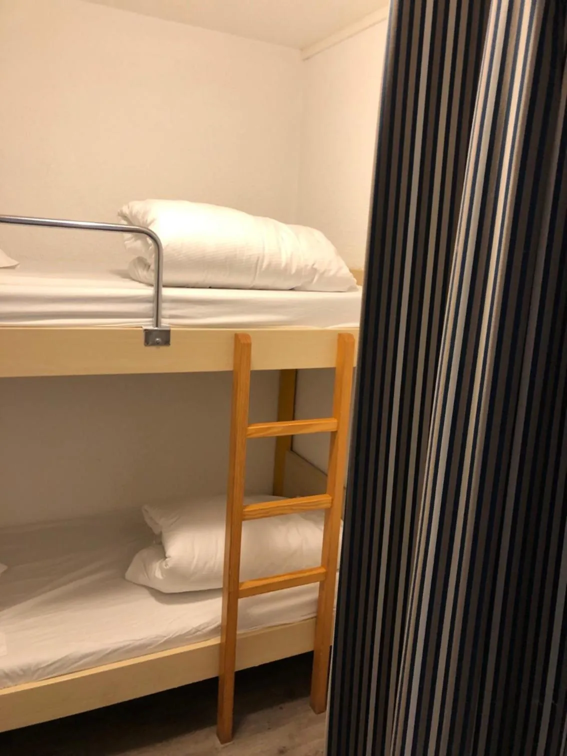 bunk bed, Bed in Hippotel