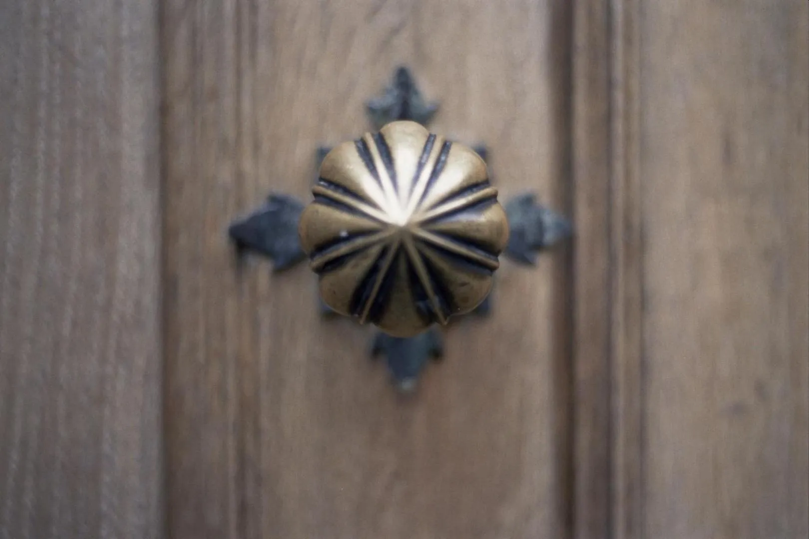 Decorative detail in B&B 1669