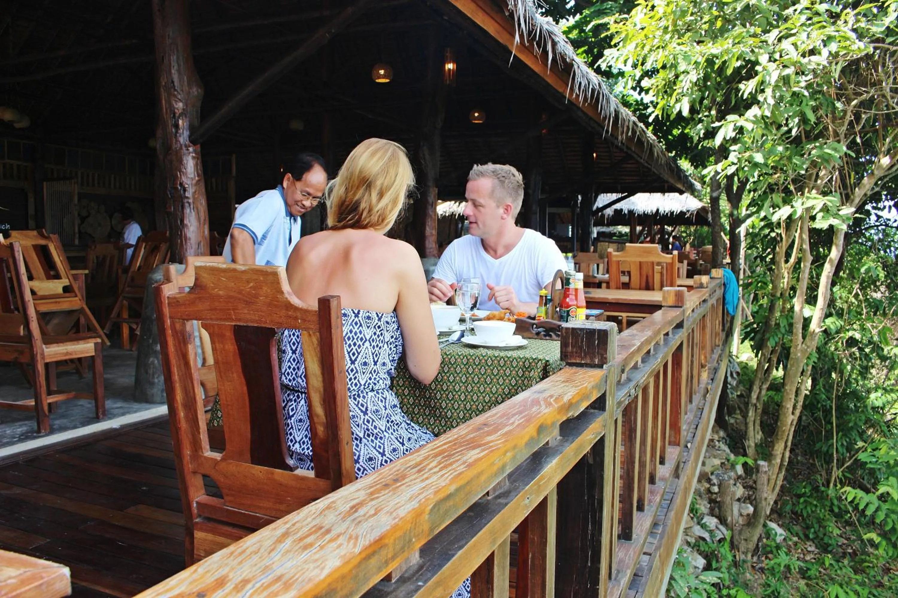 Restaurant/places to eat in Phi Phi Phu Chalet Resort