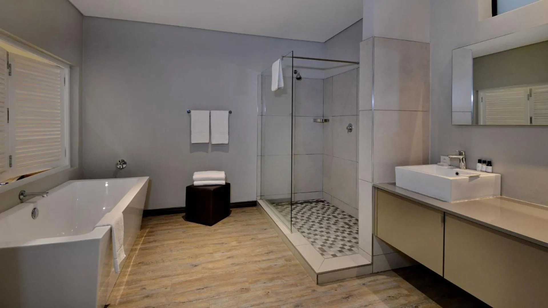 Shower in ANEW Resort Vulintaba Newcastle