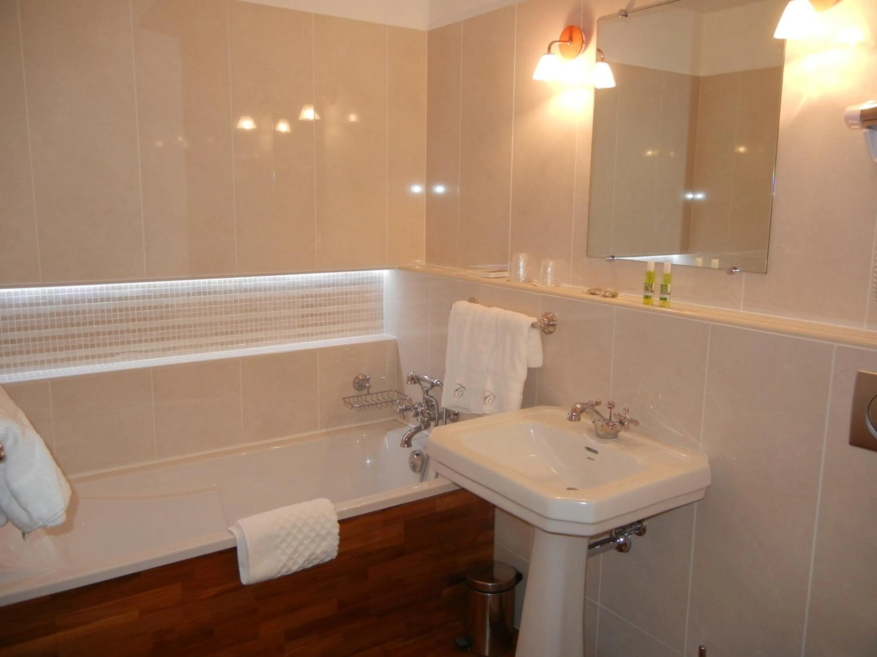 Bathroom in Château De Cocove