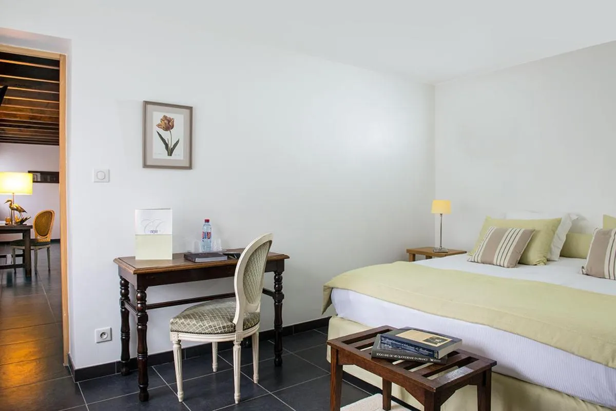 Bed in Château De Cocove