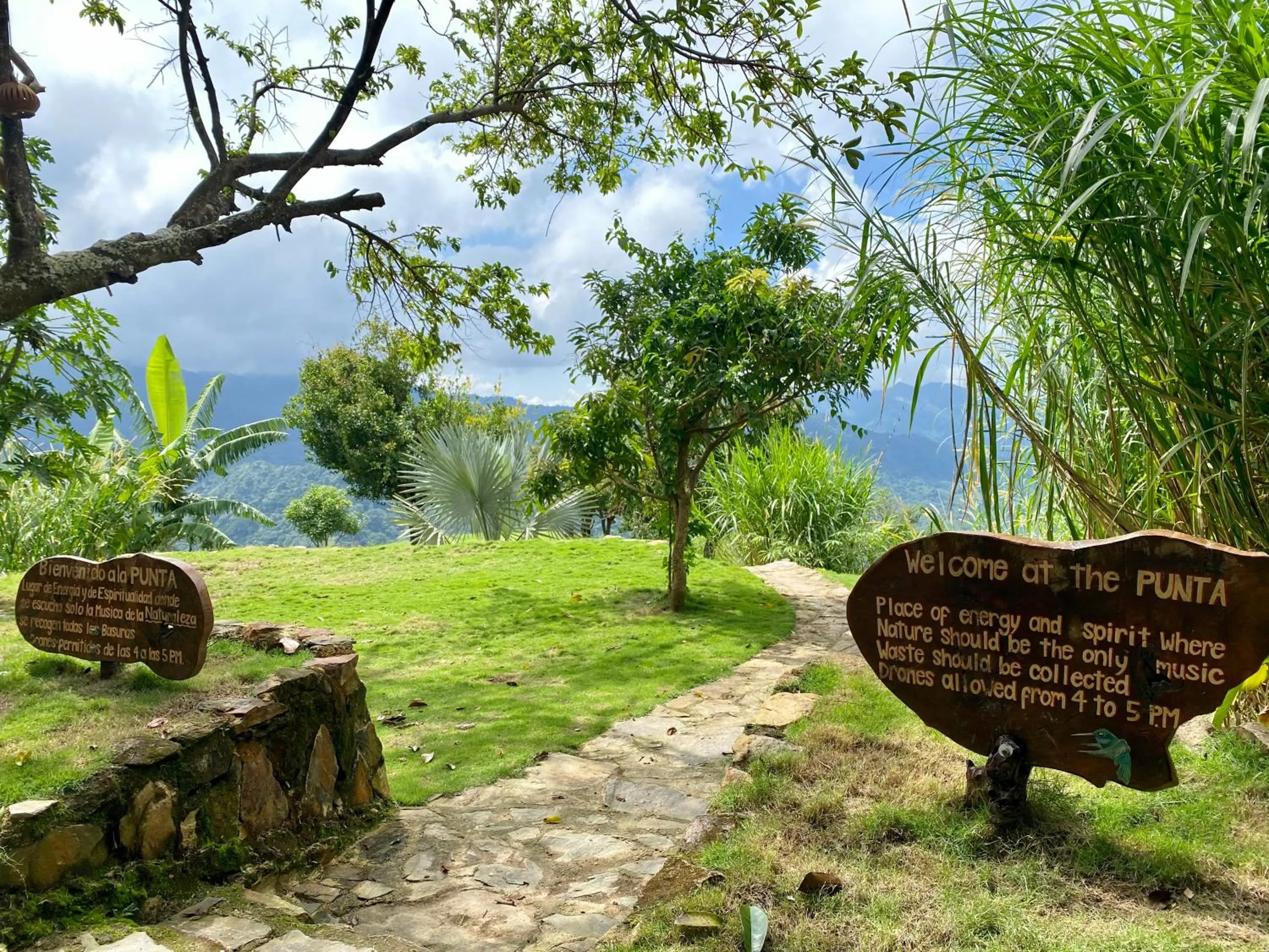 Garden in Mundo Nuevo ECO LODGE