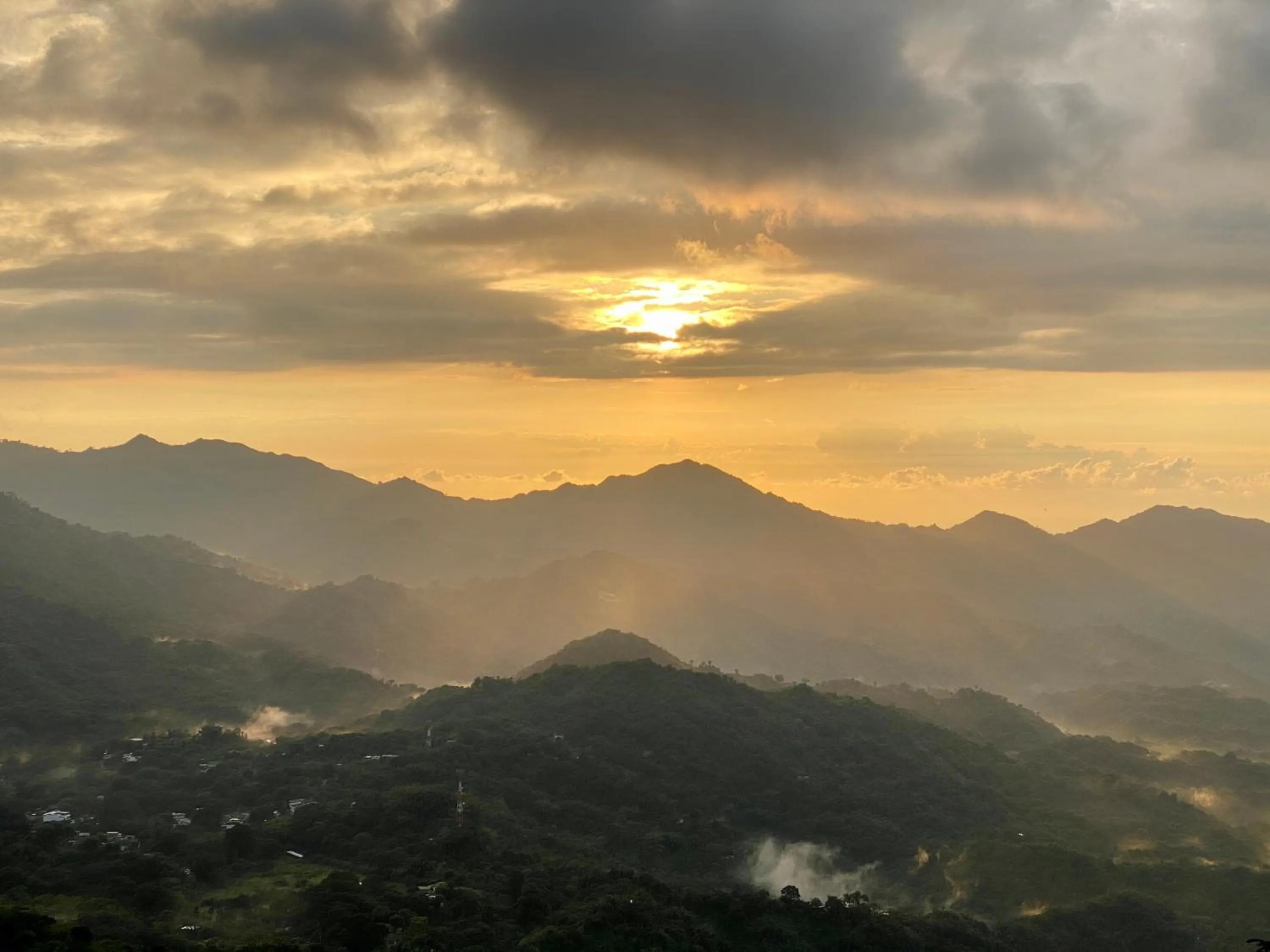 Sunset in Mundo Nuevo ECO LODGE