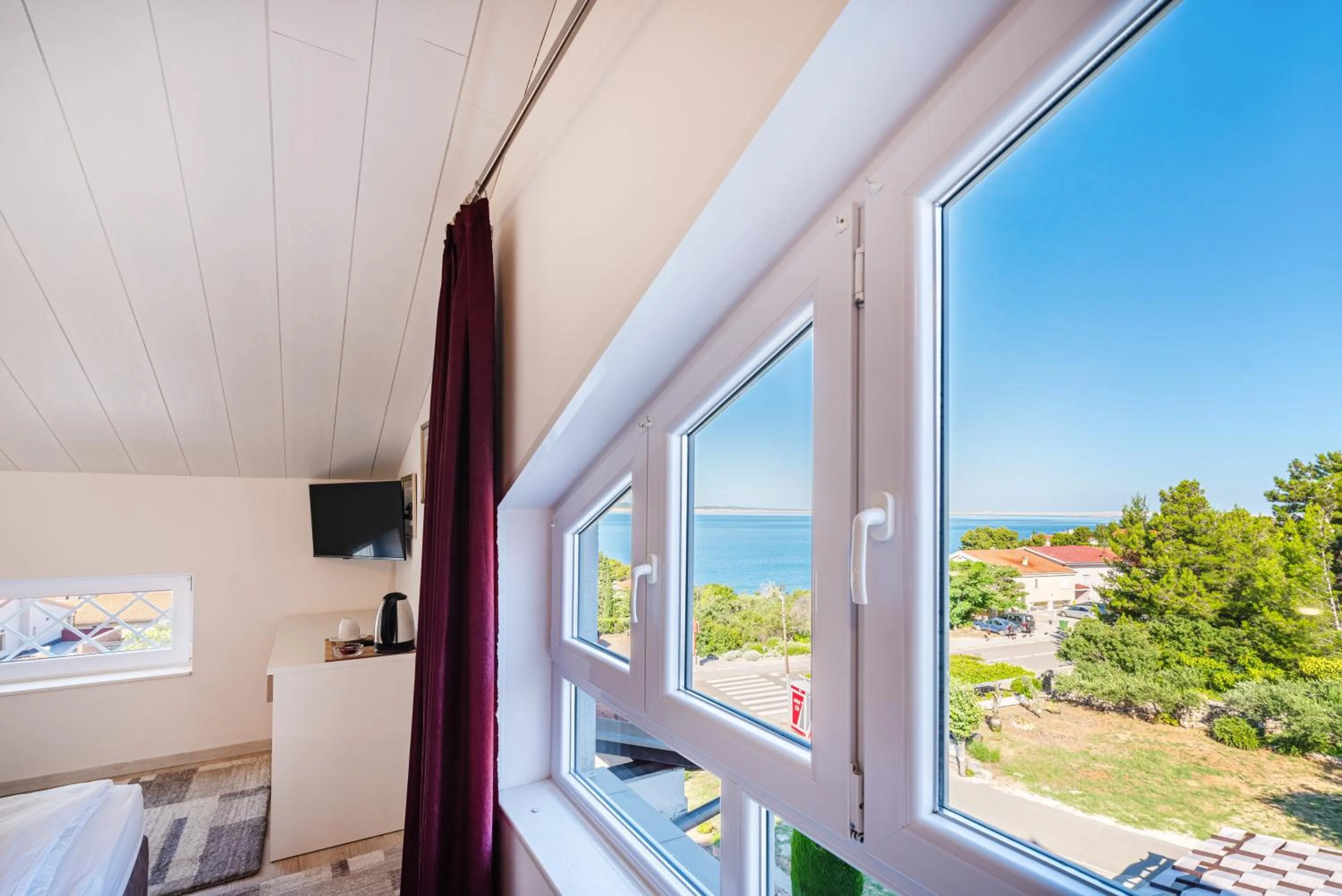 Property building, Bed in Hotel Vicko