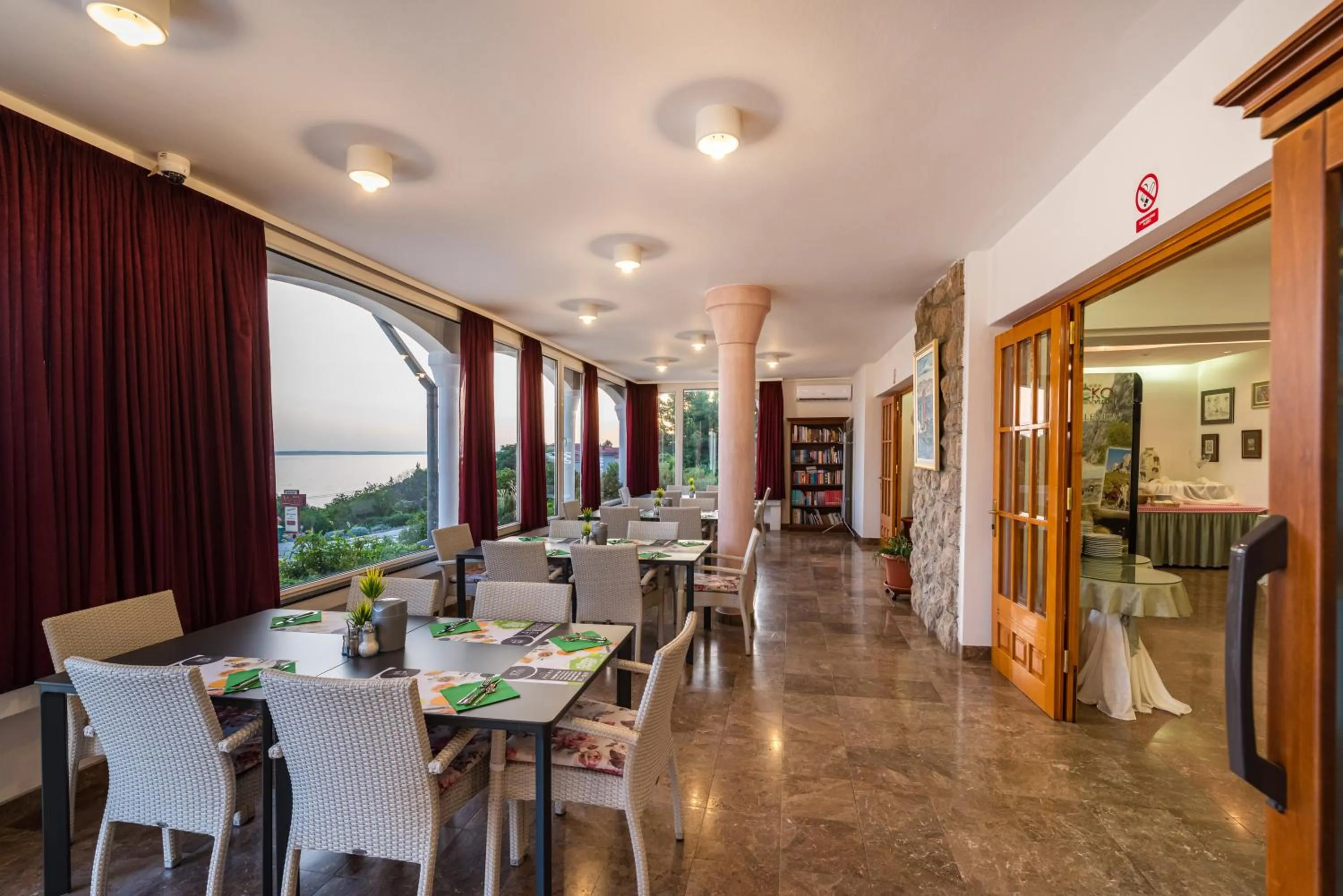 Property building in Hotel Vicko