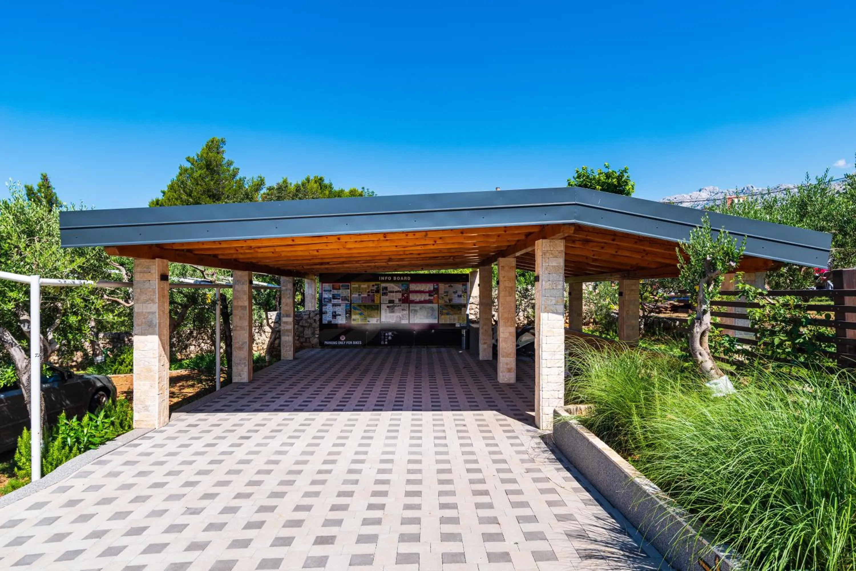 Property building in Hotel Vicko