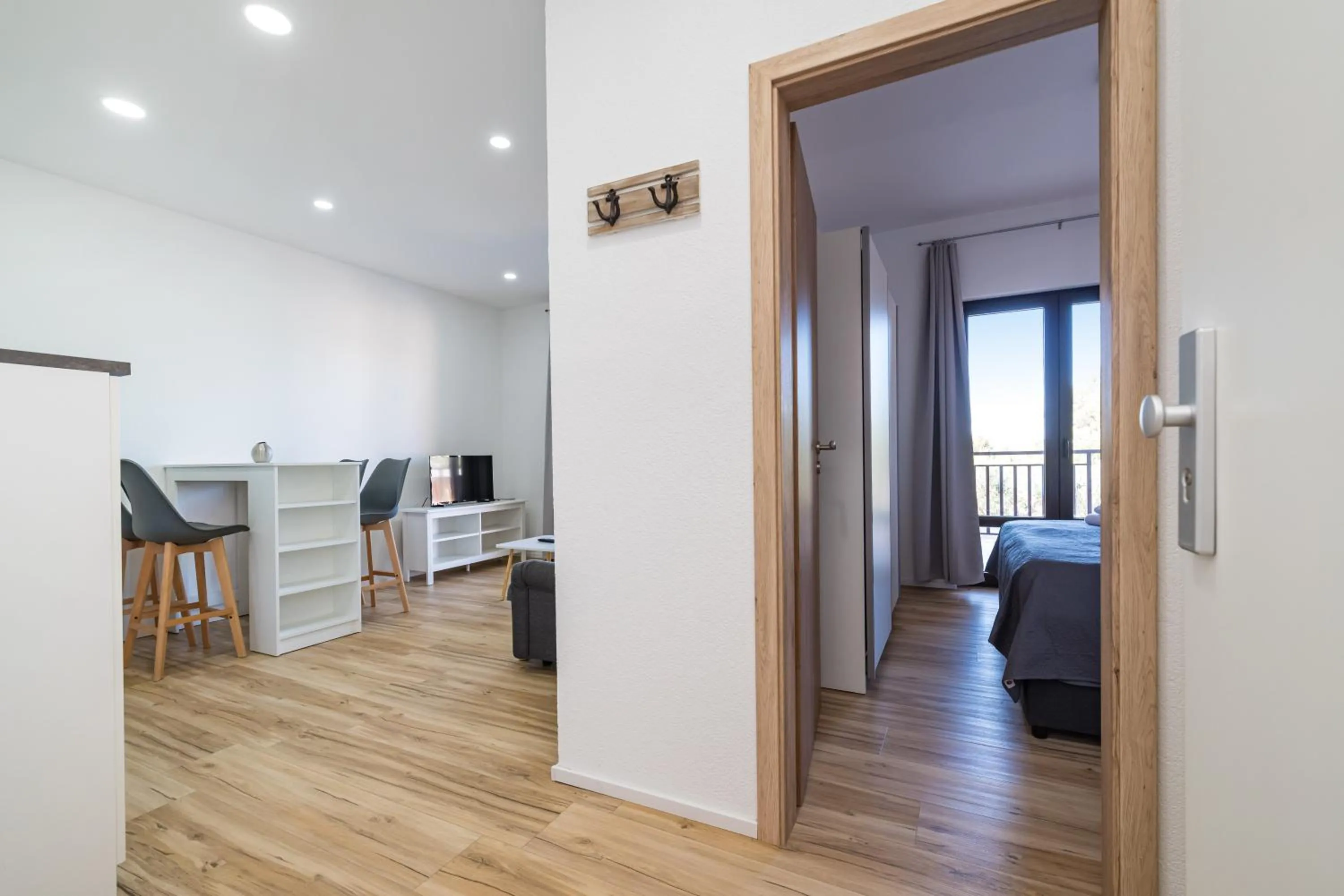 Living room, Bed in Hotel Vicko