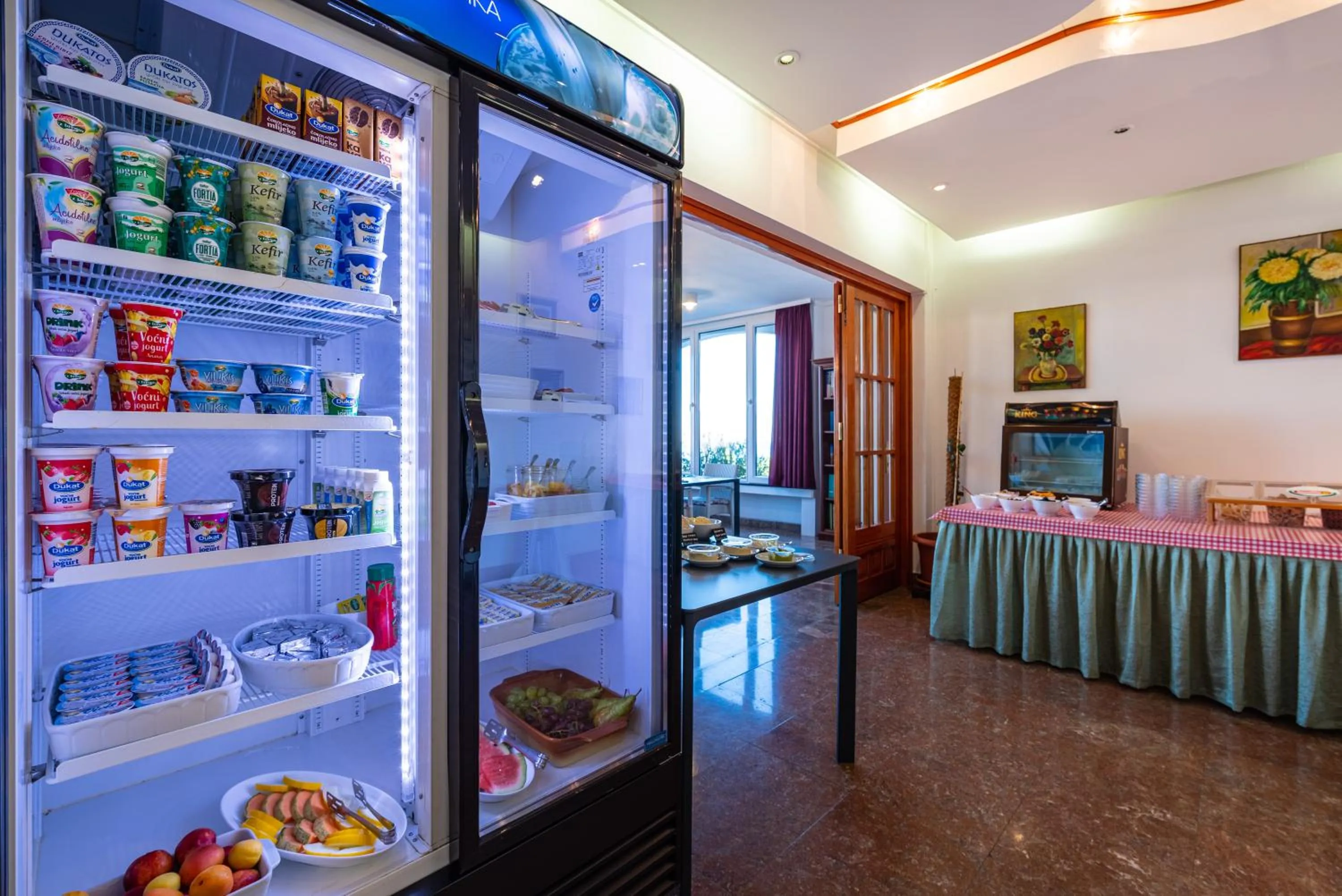 Breakfast in Hotel Vicko