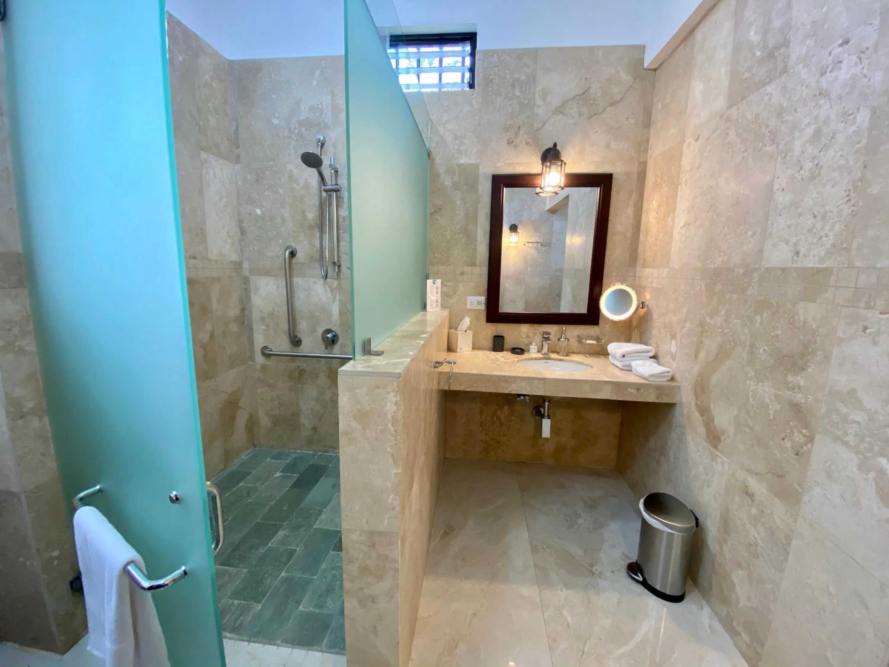 Toilet in Paradise Hot Springs - Thermal Water & Volcano Views