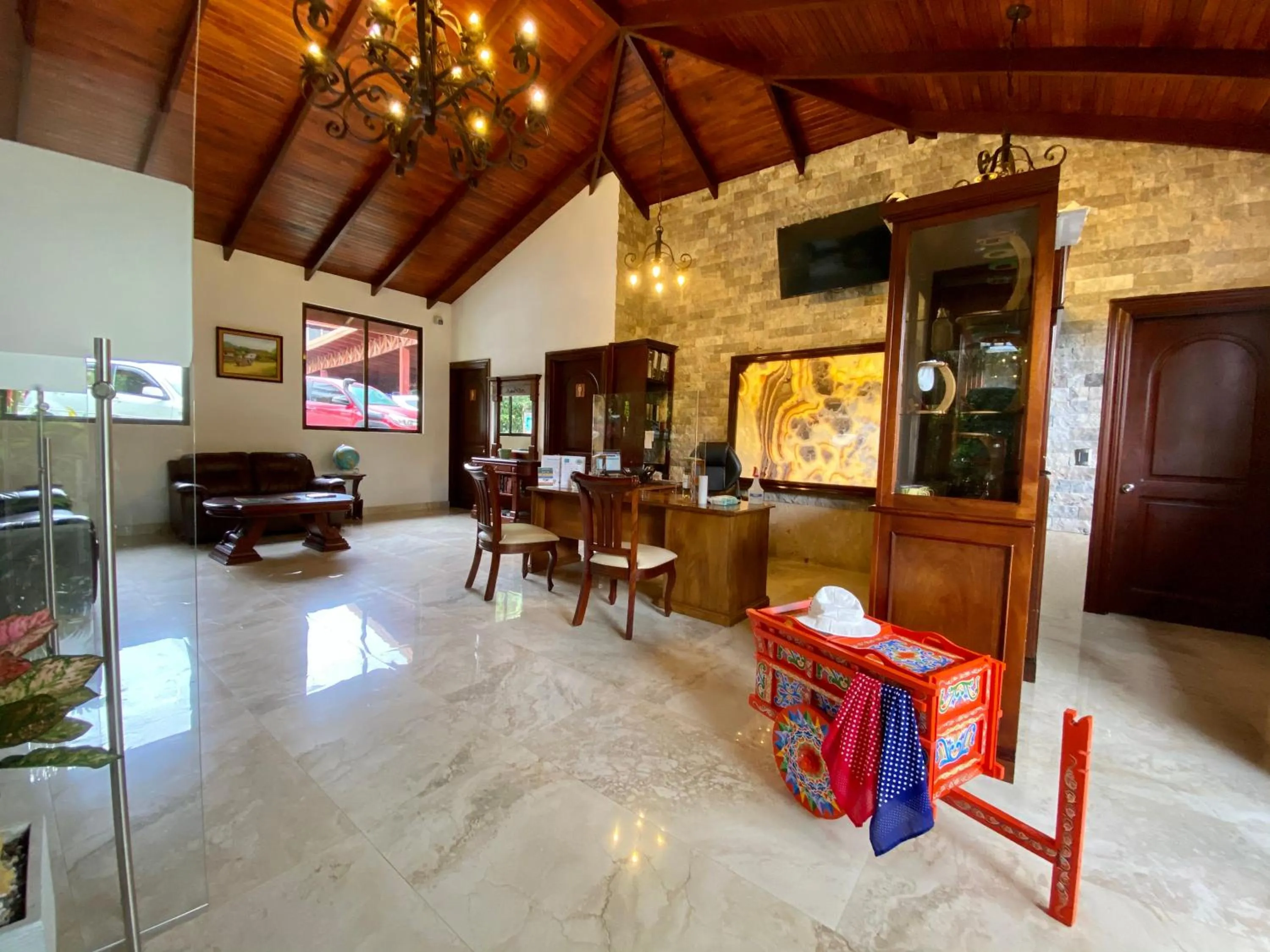 Lobby or reception in Paradise Hot Springs - Thermal Water & Volcano Views