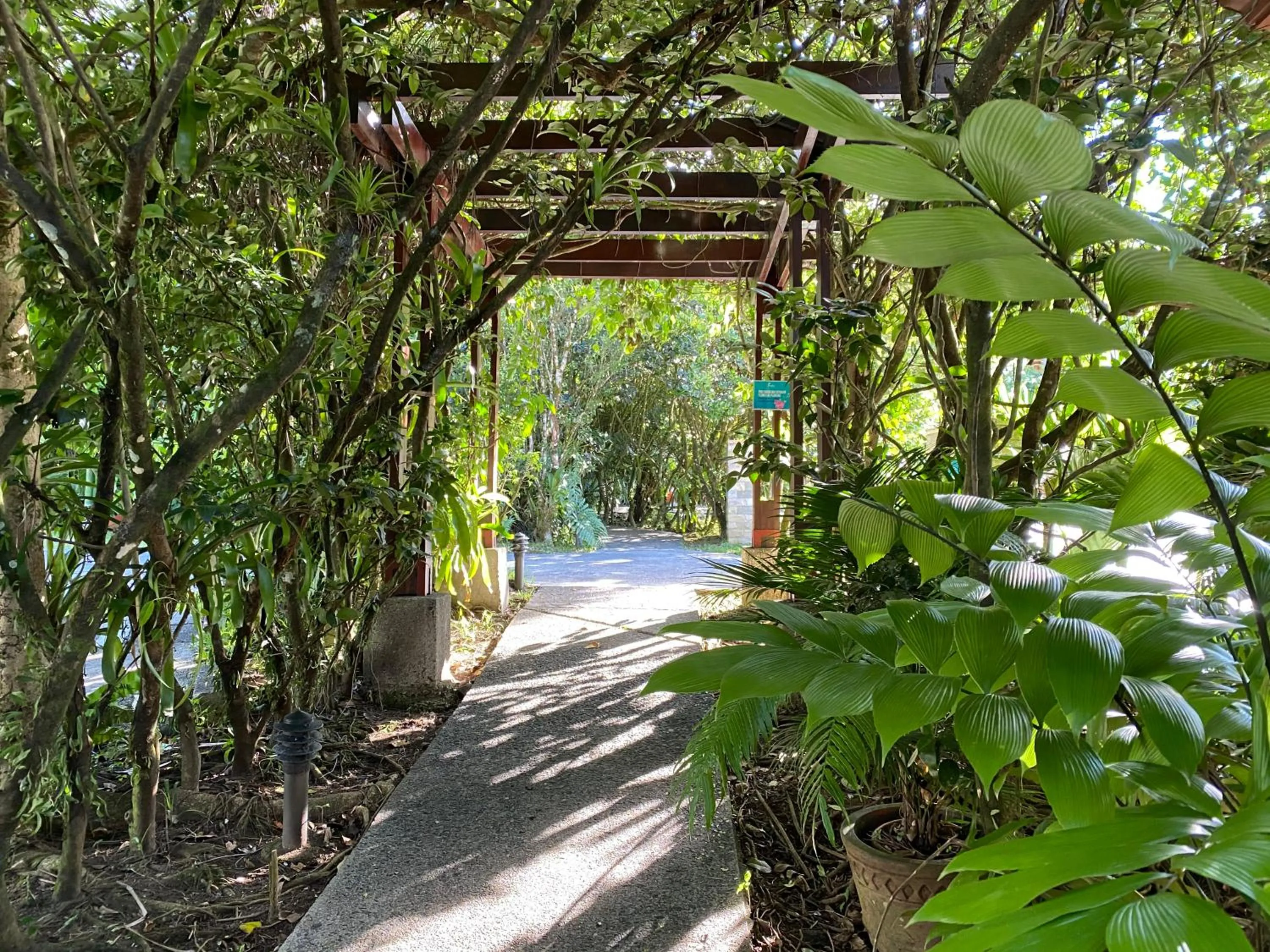 Property building in Paradise Hot Springs - Thermal Water & Volcano Views