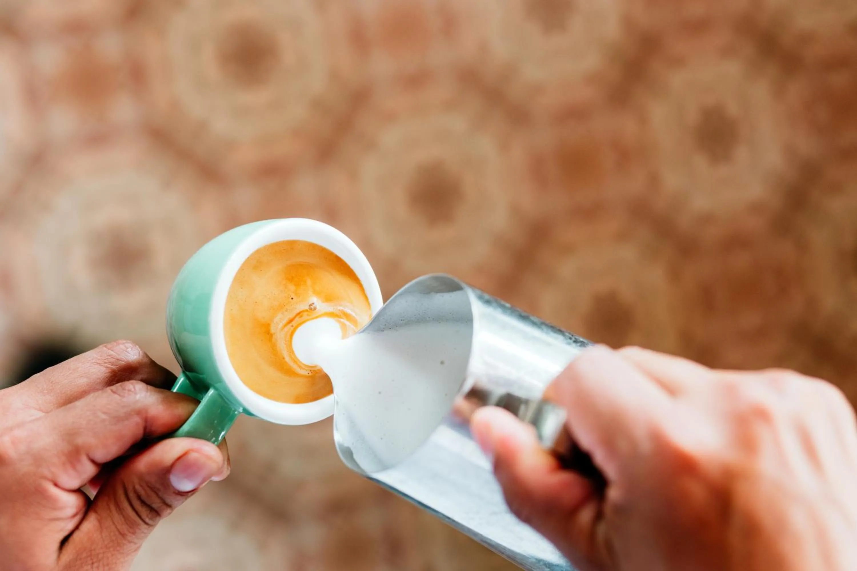 Coffee/tea facilities in Paradise Hot Springs - Thermal Water & Volcano Views