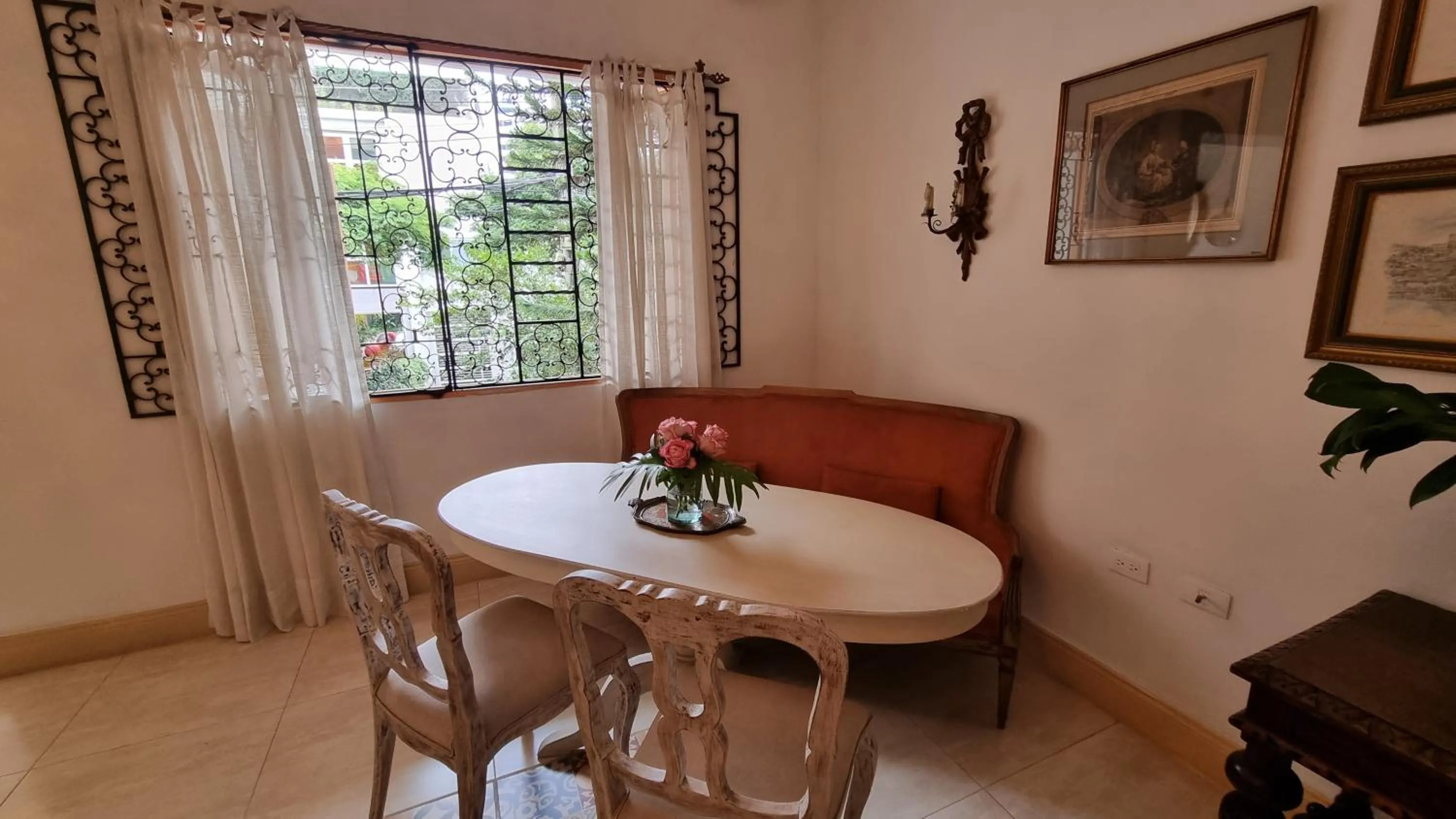 Leclerc Hotel Boutique Cali Granada