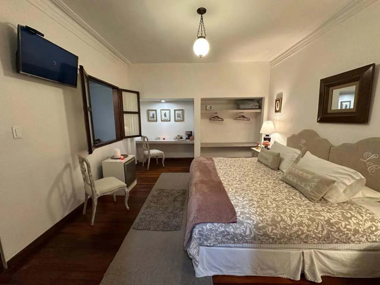 Bed in Leclerc Hotel Boutique Cali Granada