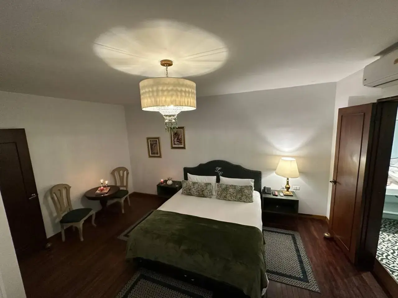 Deluxe Double Room in Leclerc Hotel Boutique Cali Granada Deluxe Double Room in Leclerc Hotel Boutique Cali Granada