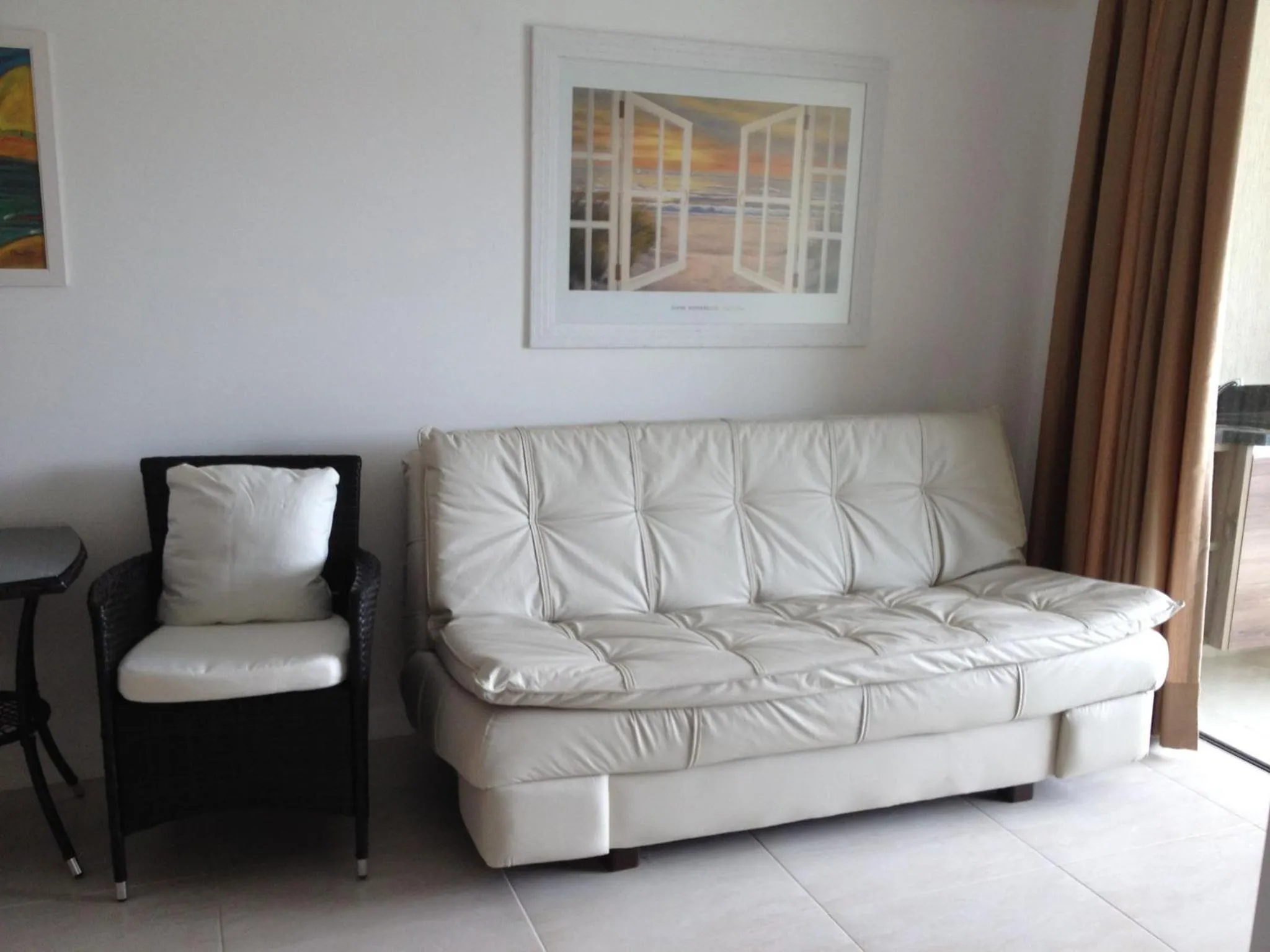 Living room in Atalanta I