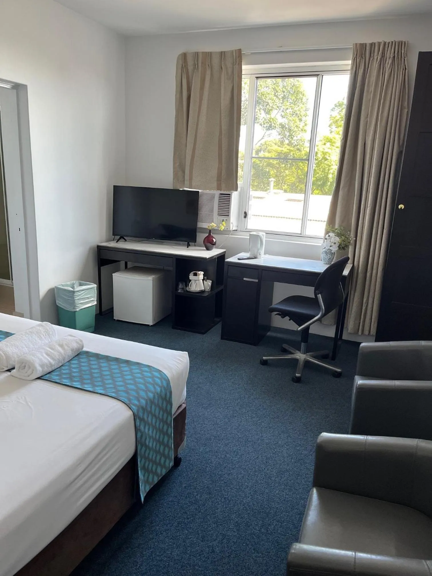 Bed in Hotel St Leonards