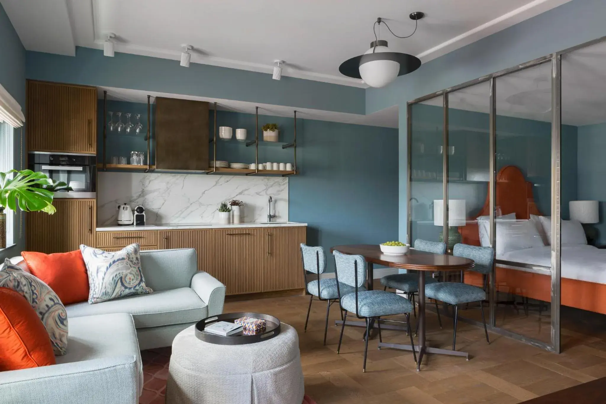 Family Two-Bedroom Apartment with View in The July - Twenty Eight Family Two-Bedroom Apartment with View in The July - Twenty Eight