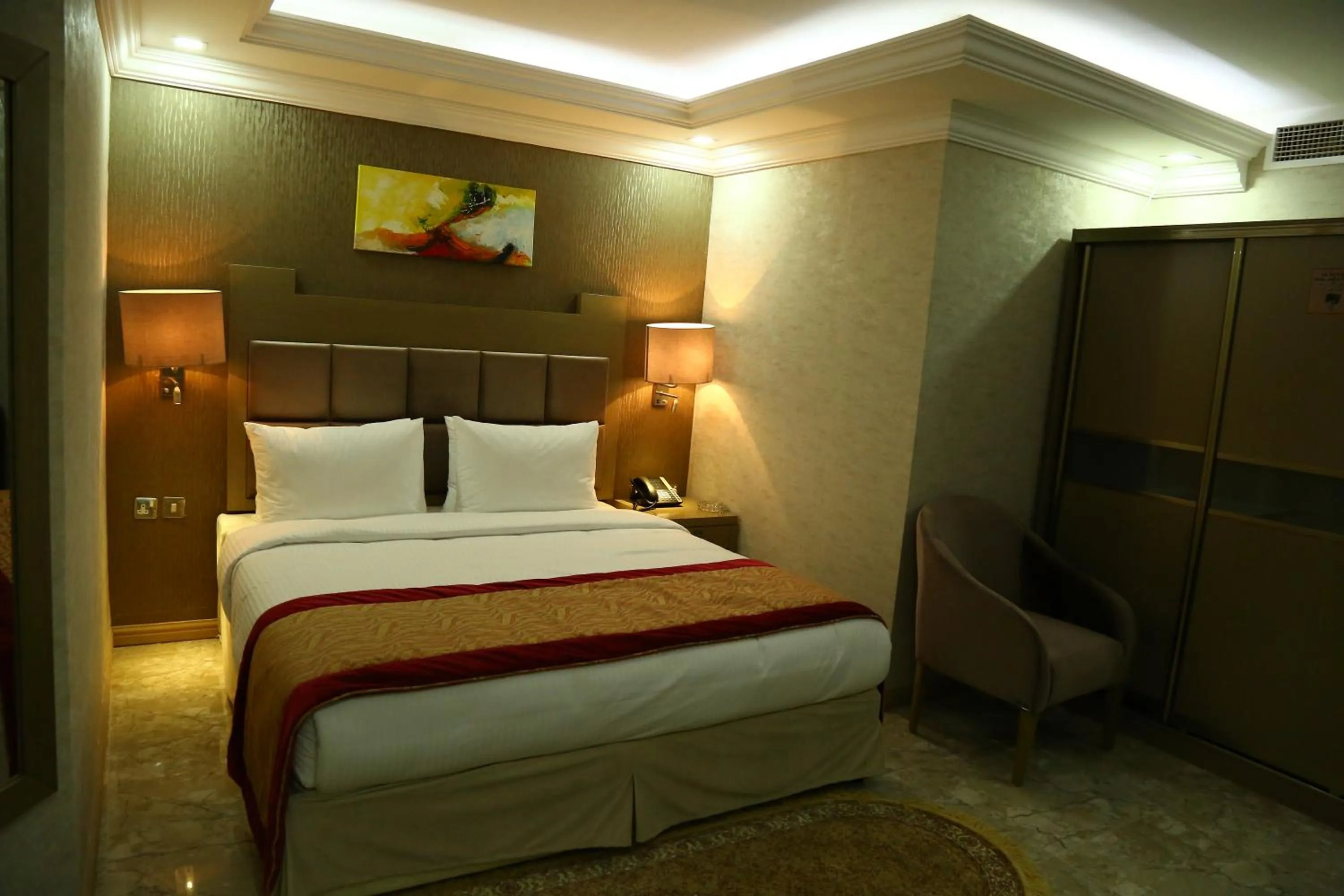 Bedroom, Bed in Sun and Sands Plaza Hotel