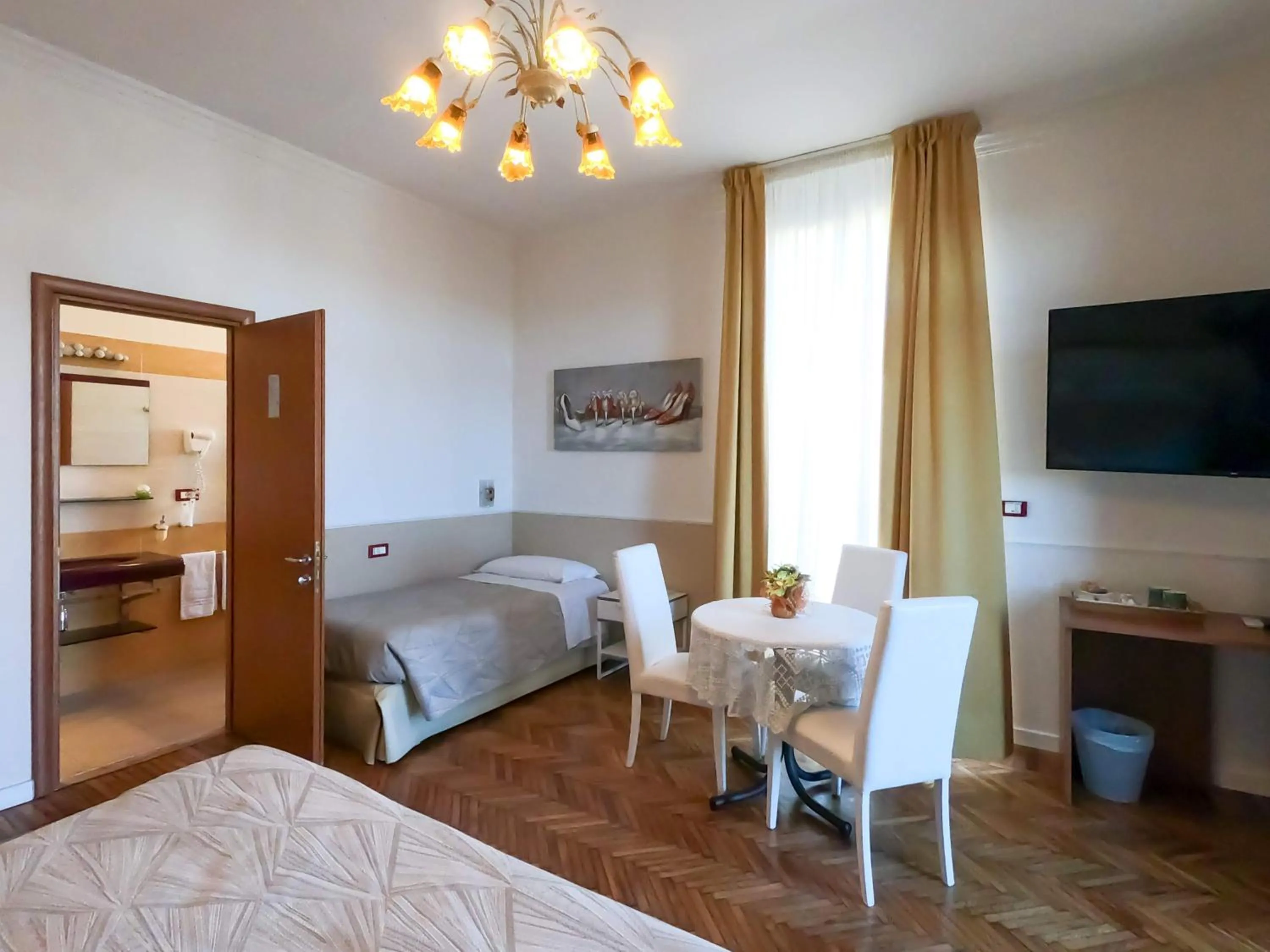 Photo of the whole room, Bed in Soggiorno Rubino