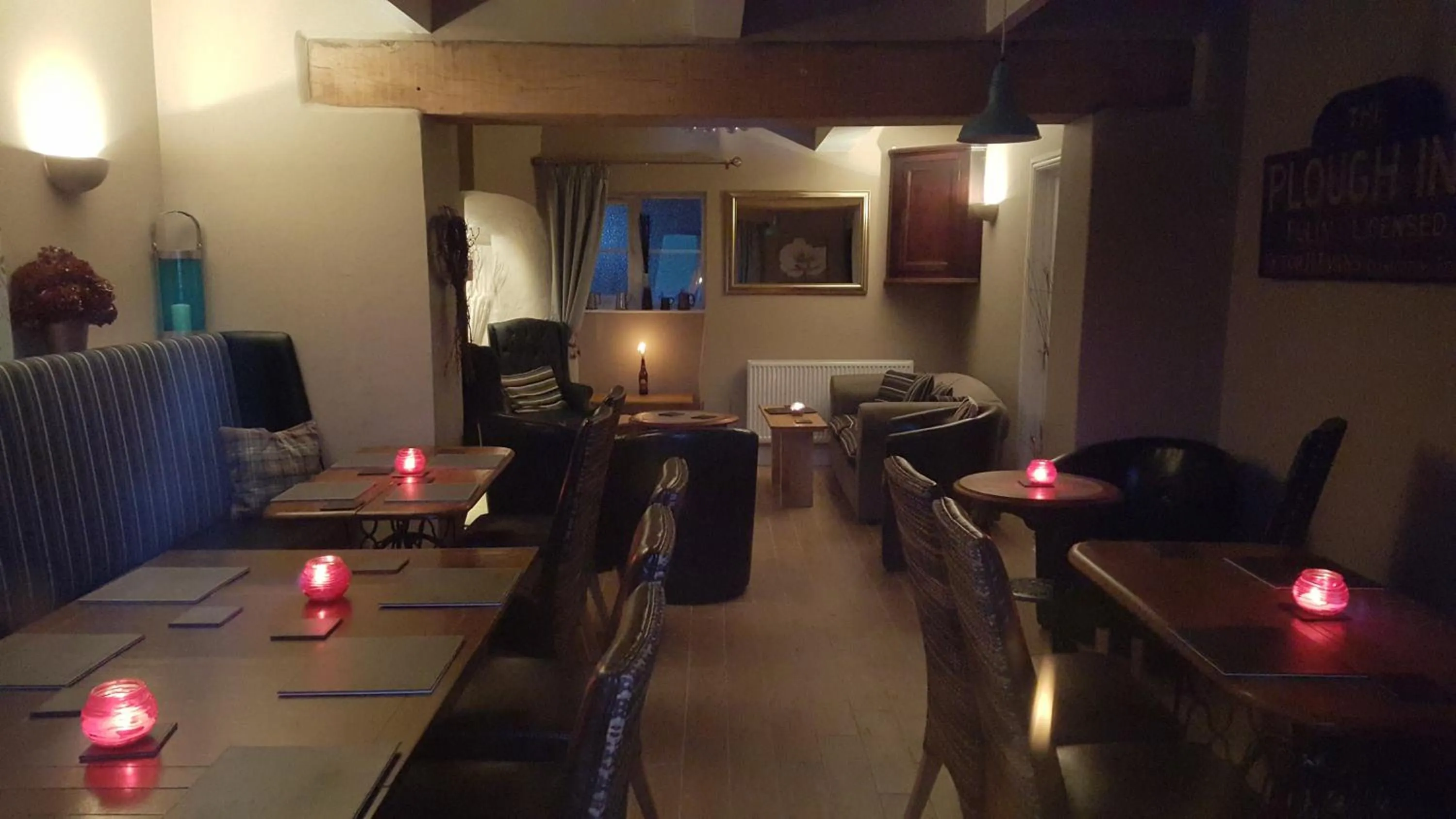 Restaurant/places to eat in The Plough Inn