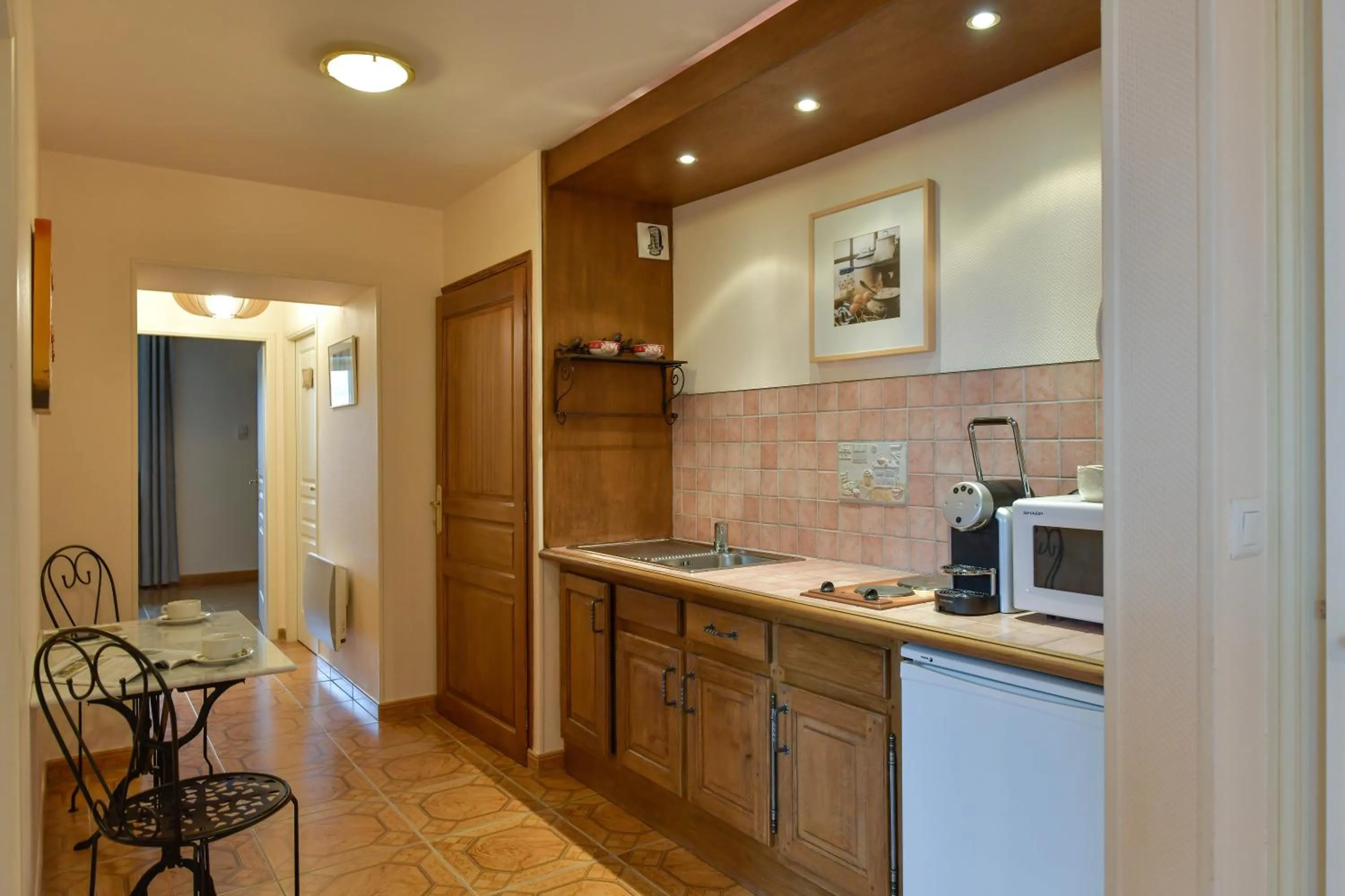 Kitchen or kitchenette in Gite du Clos Champagnac