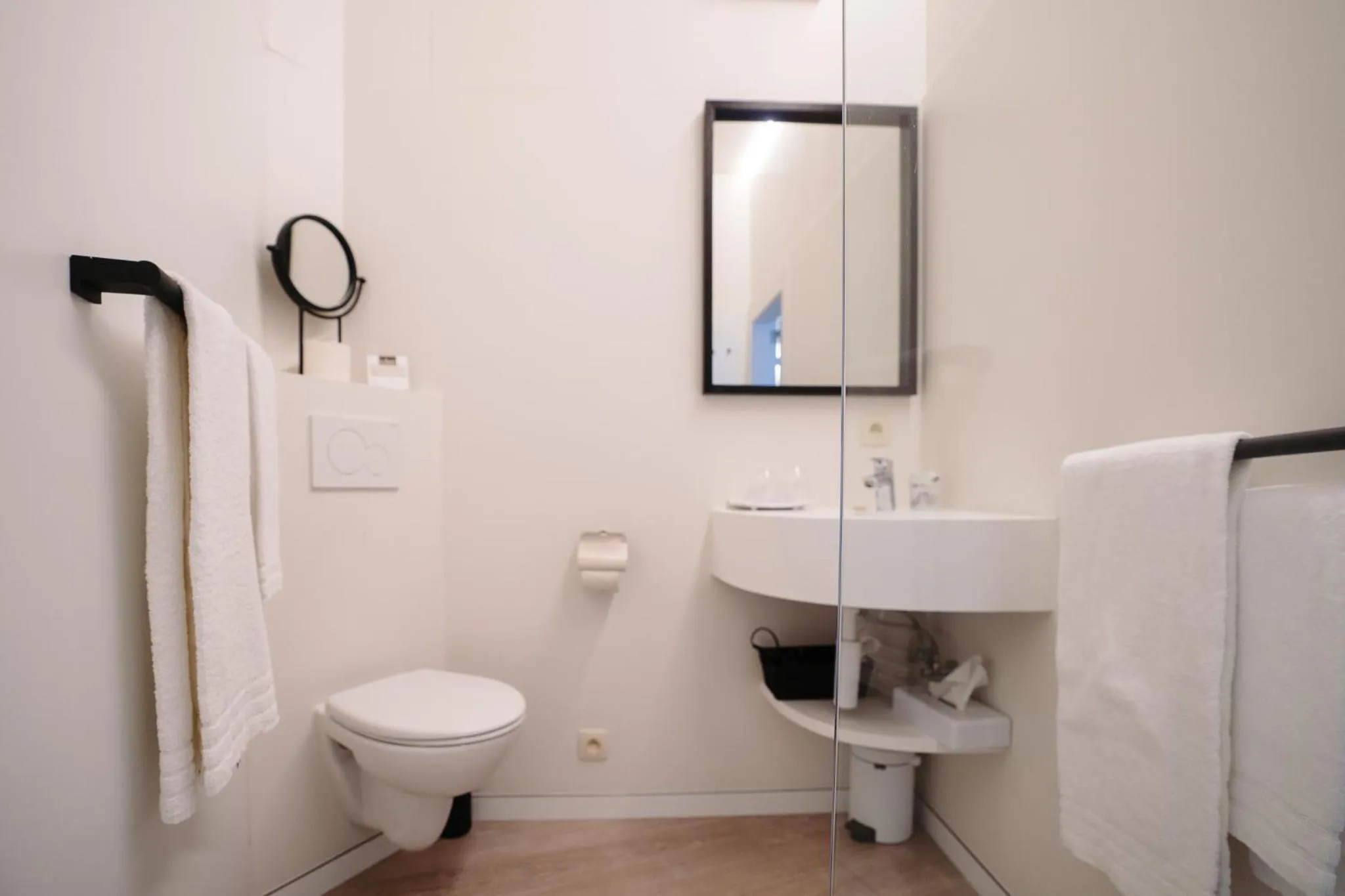 Bathroom in Hotel du Bassin