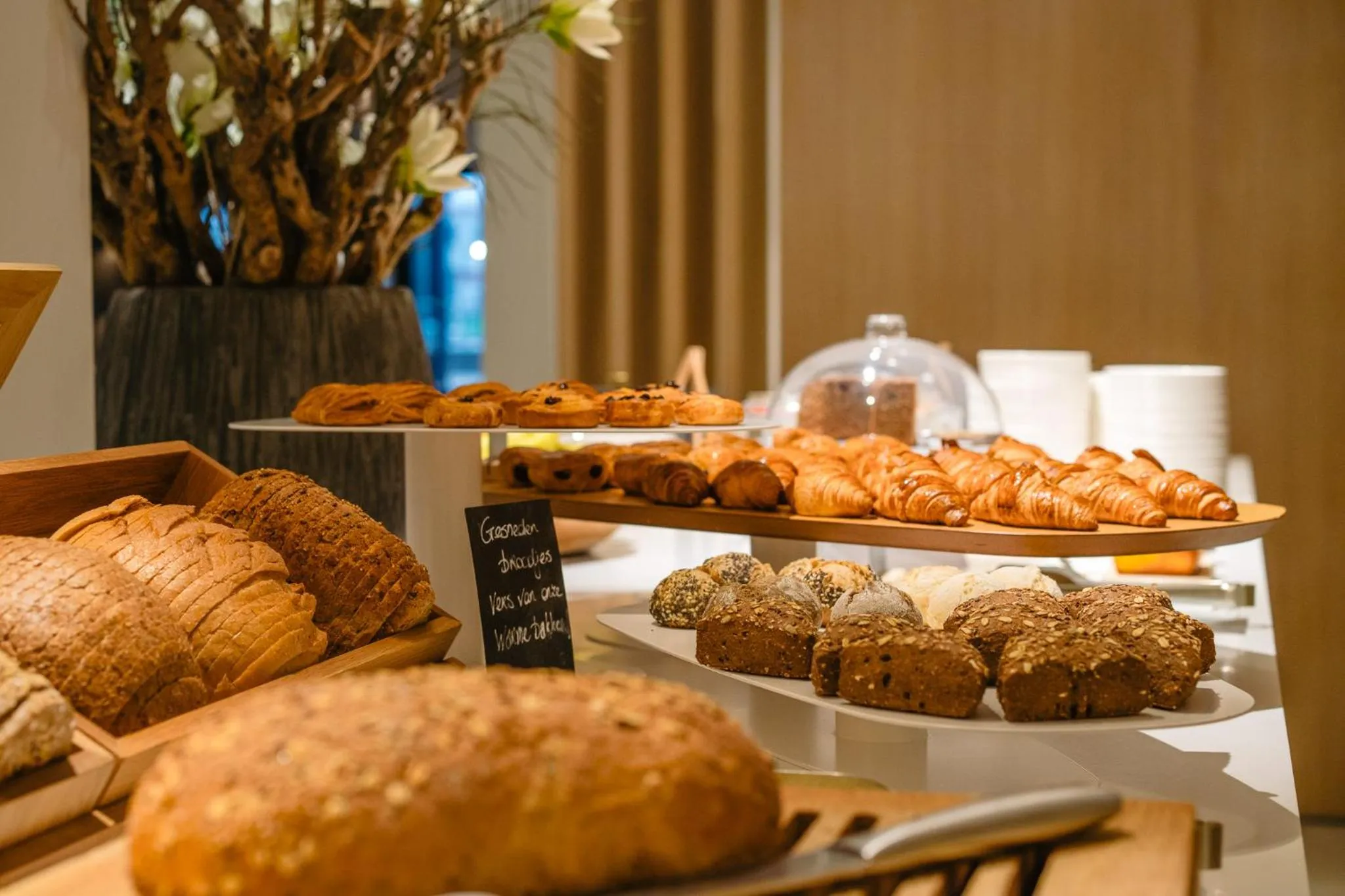 Breakfast in Hotel du Bassin