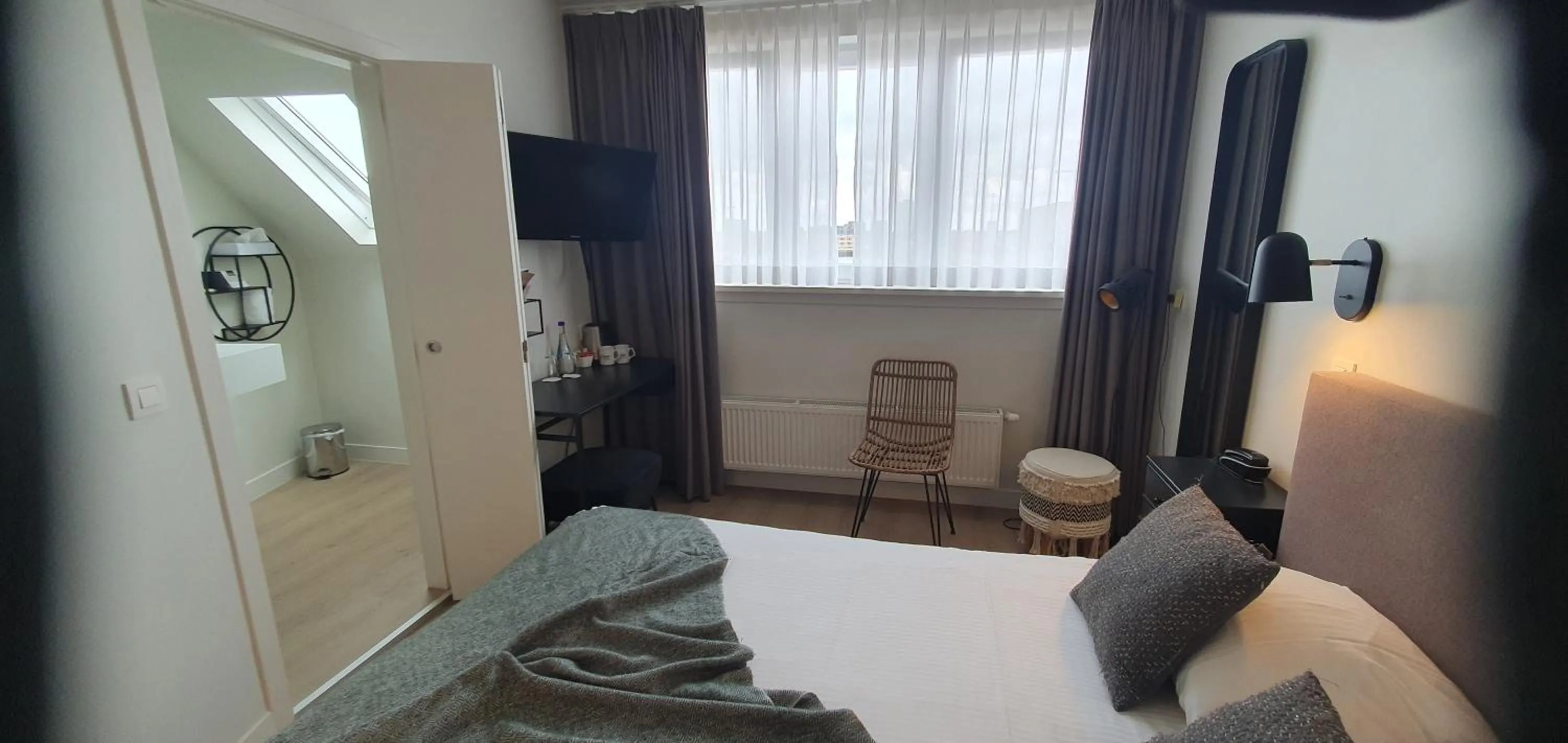 Bed in Hotel du Bassin