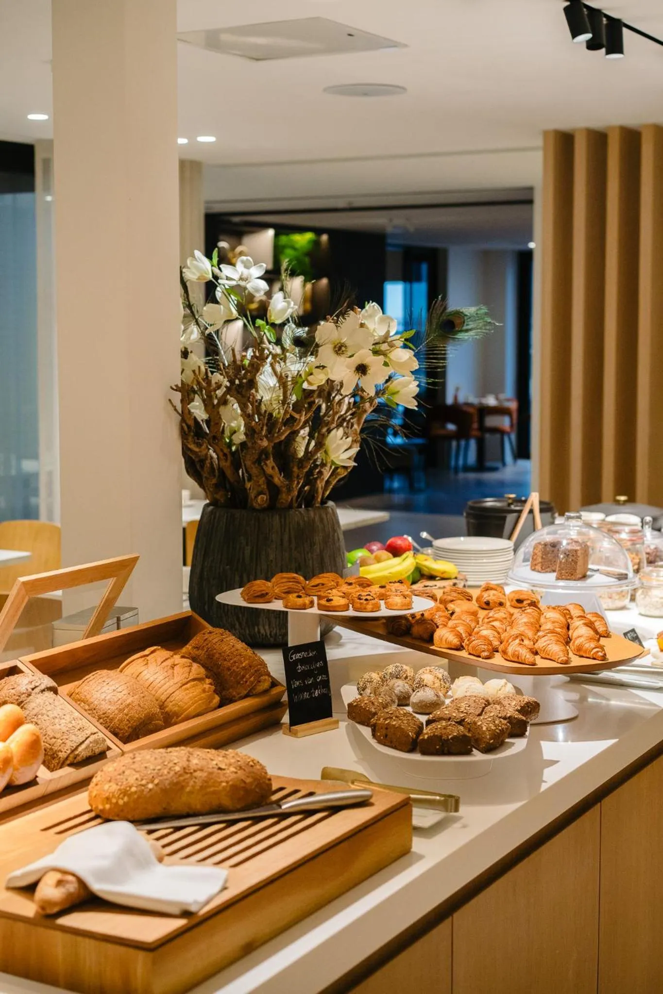 Breakfast in Hotel du Bassin