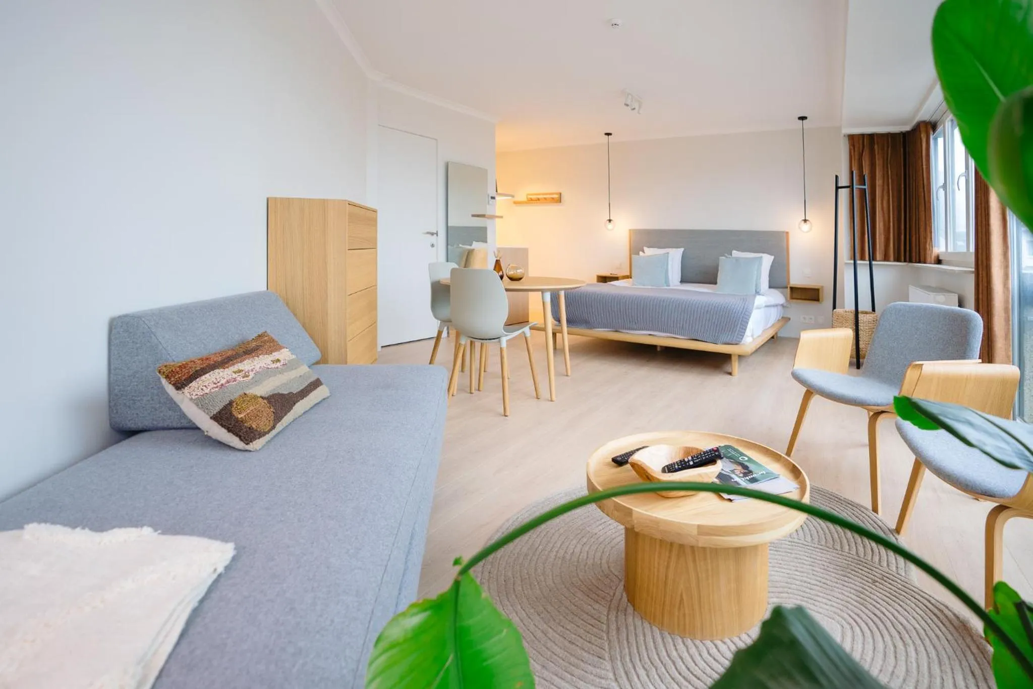 Photo of the whole room, Bed in Hotel du Bassin