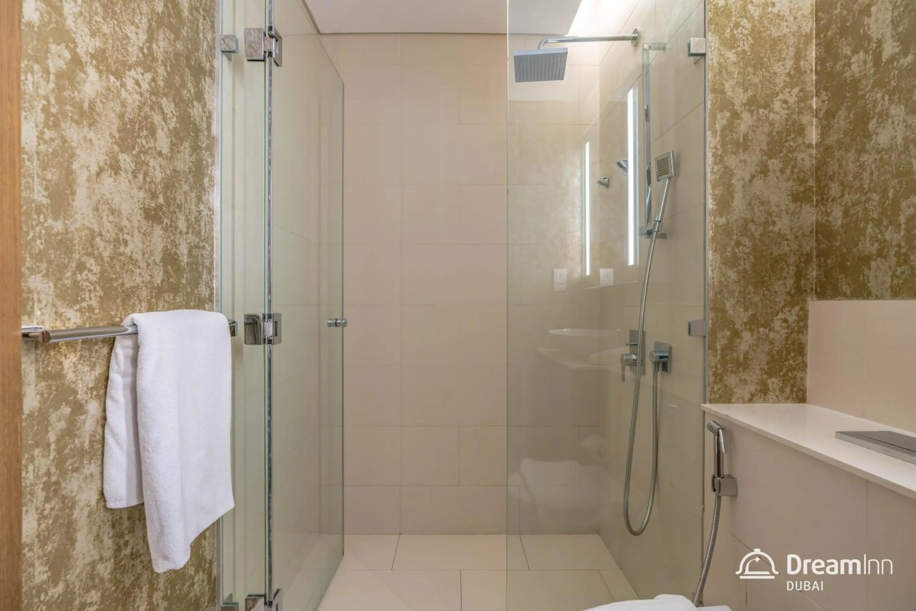 Bathroom in Dream Inn Apartments - City Walk Prime