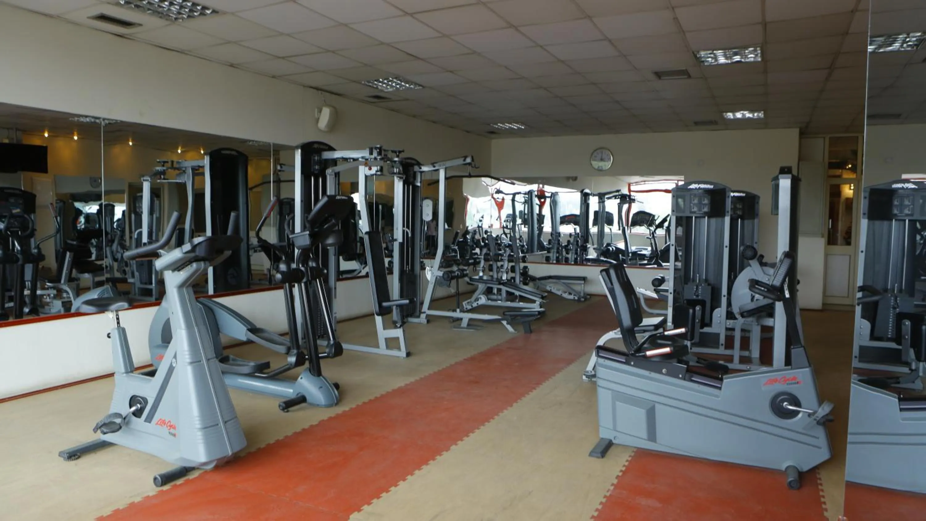 Fitness centre/facilities in Wassamar Hotel