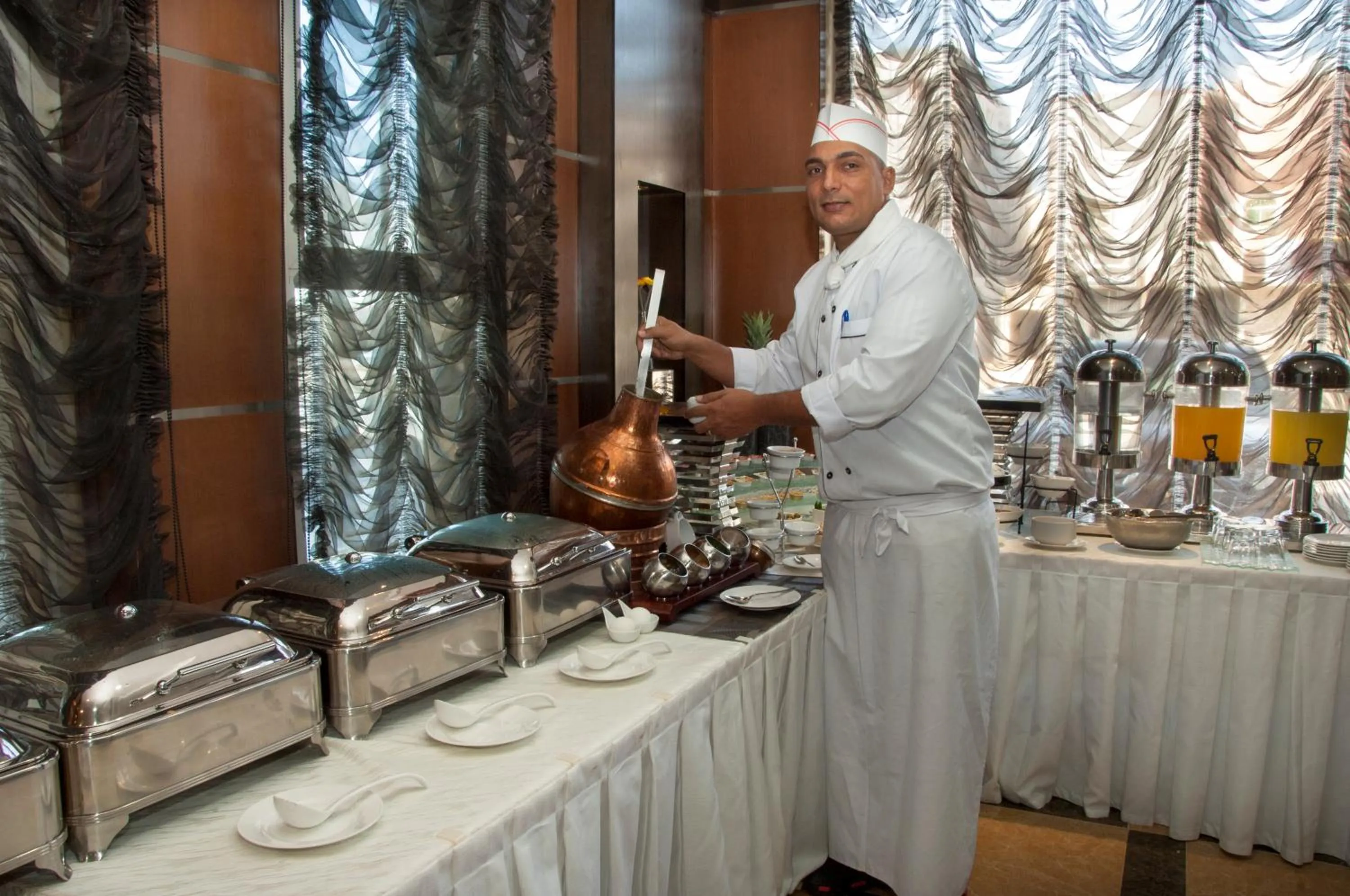 Food close-up in Diyafat Al Saada Serviced Apartments - Ishbillia