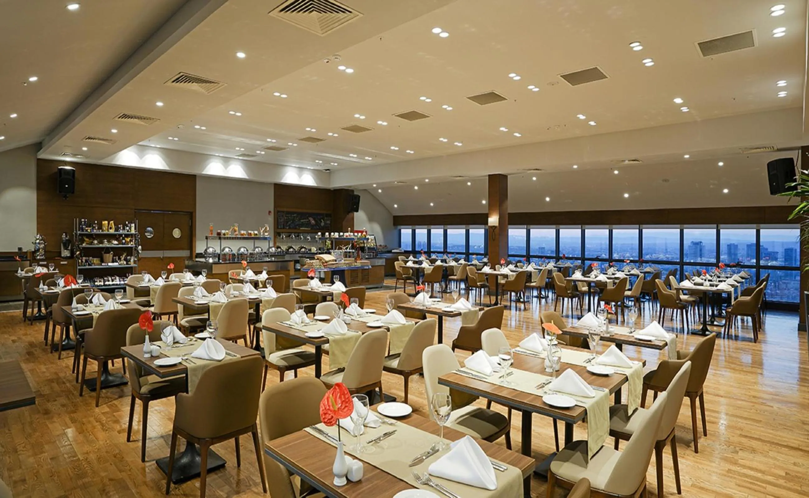 Restaurant/places to eat in Point Hotel Ankara