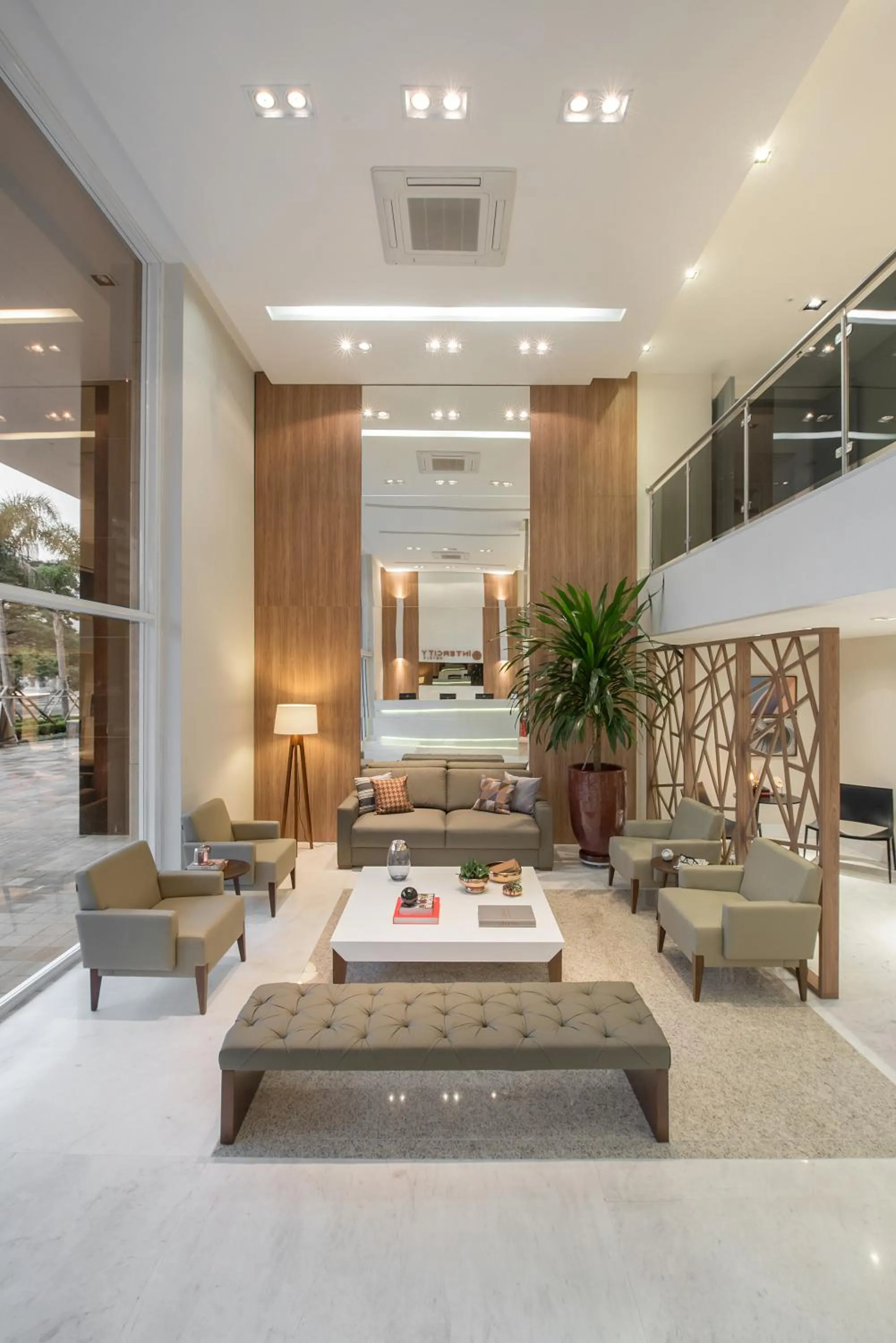 Communal lounge/ TV room in Intercity Porto Alegre Cidade Baixa